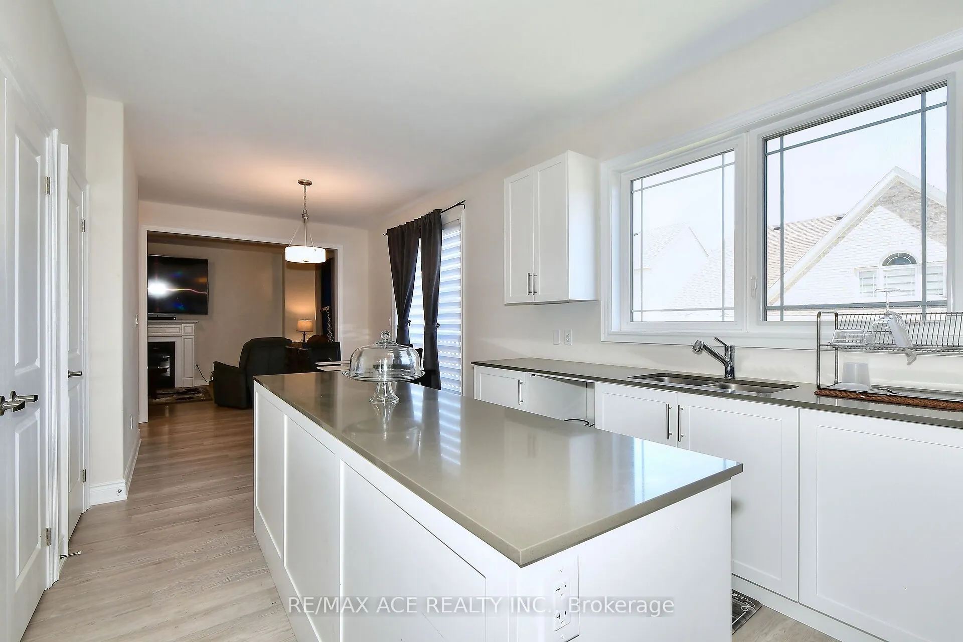 534 Macintosh Grove