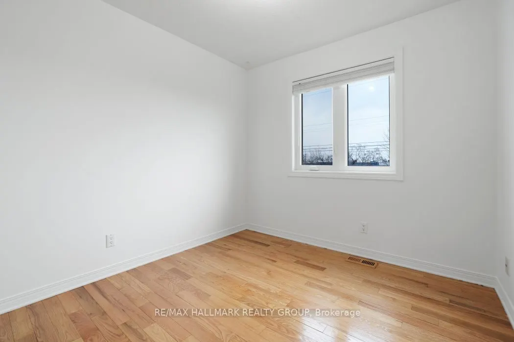 97 Forestglade Crescent