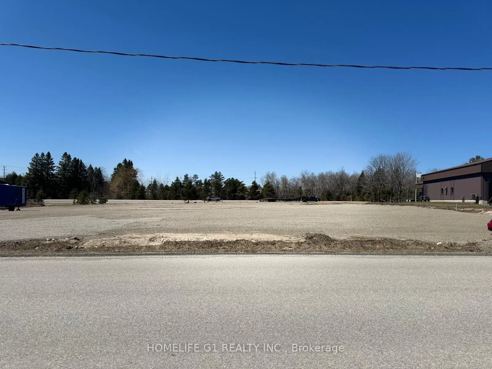 12 Thompson Crescent