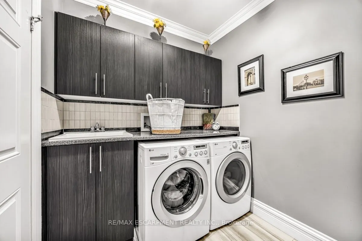 20 Chesswood Trail