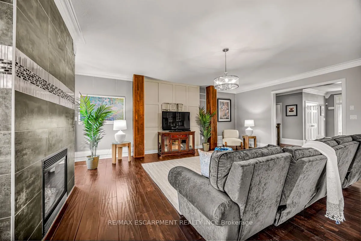 20 Chesswood Trail