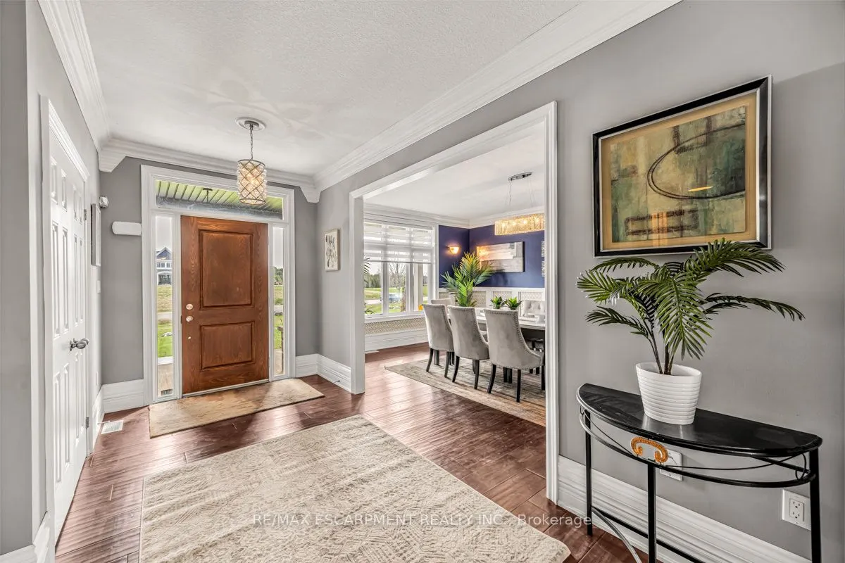20 Chesswood Trail