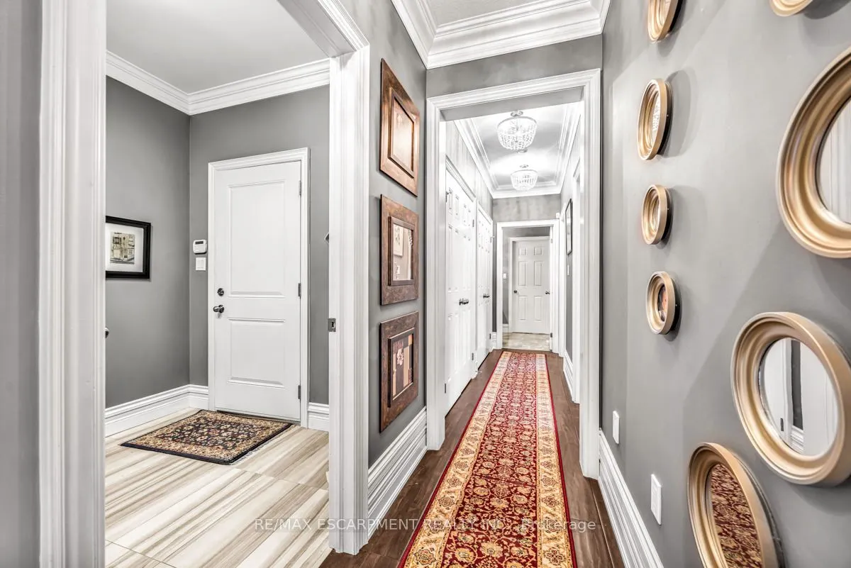 20 Chesswood Trail
