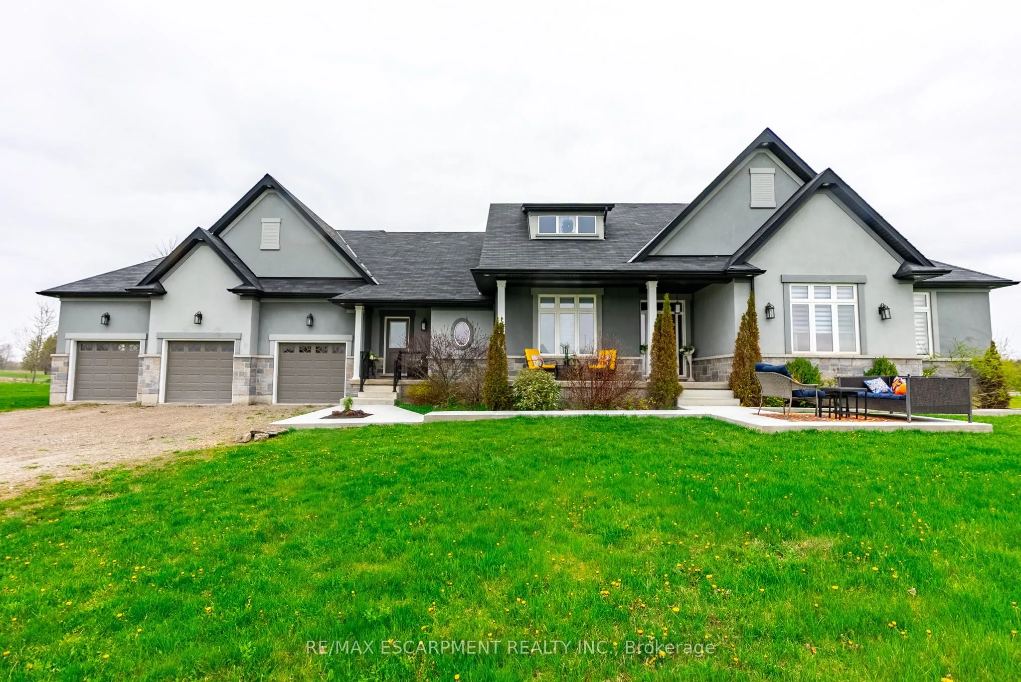 20 Chesswood Trail