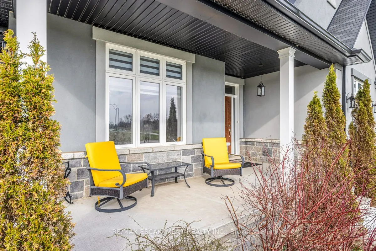 20 Chesswood Trail