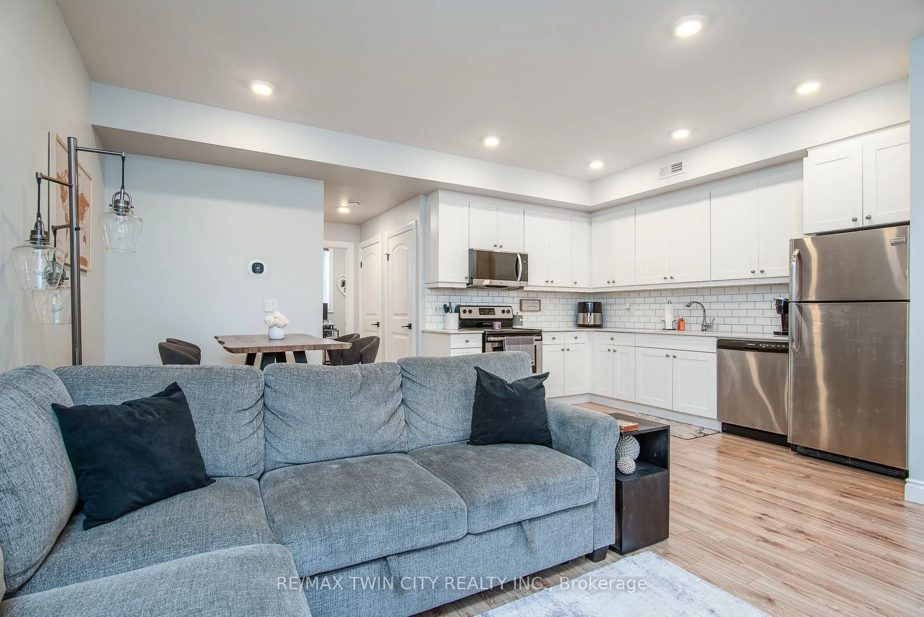 112 Union Street E, ##B104
