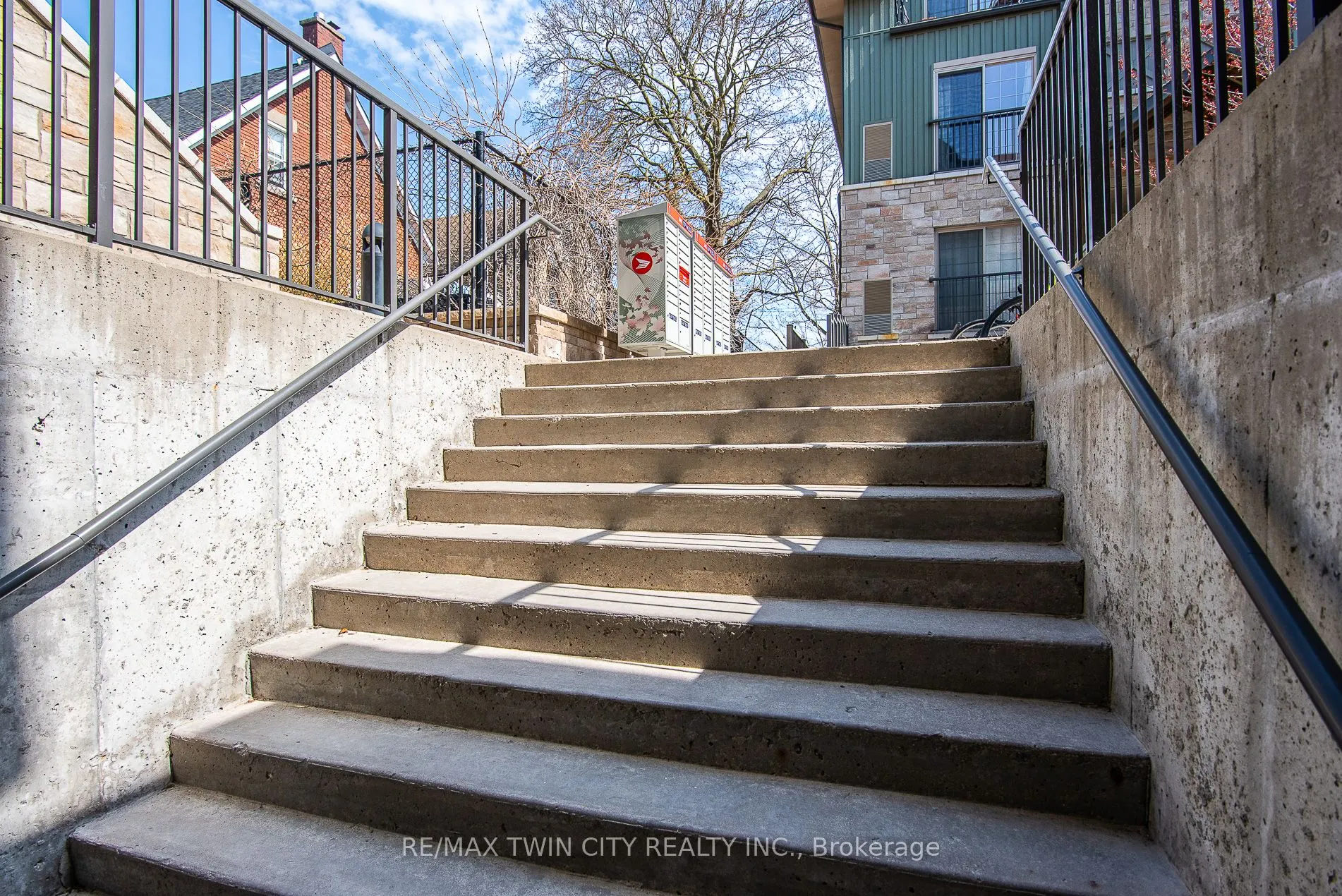 112 Union Street E, ##B104