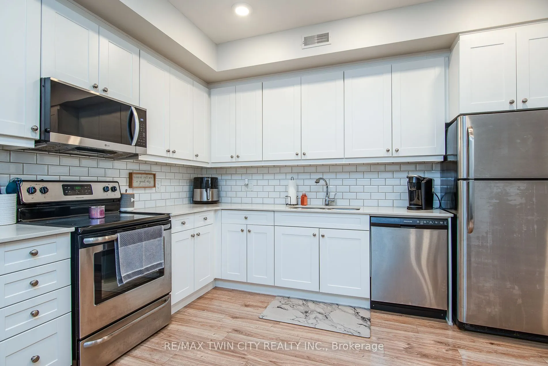 112 Union Street E, ##B104