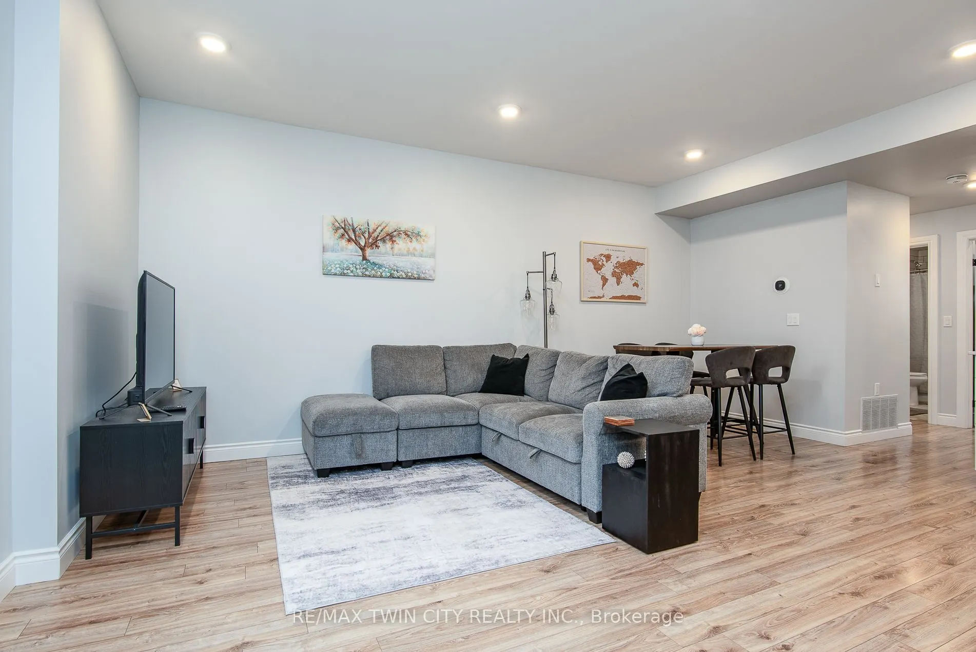 112 Union Street E, ##B104
