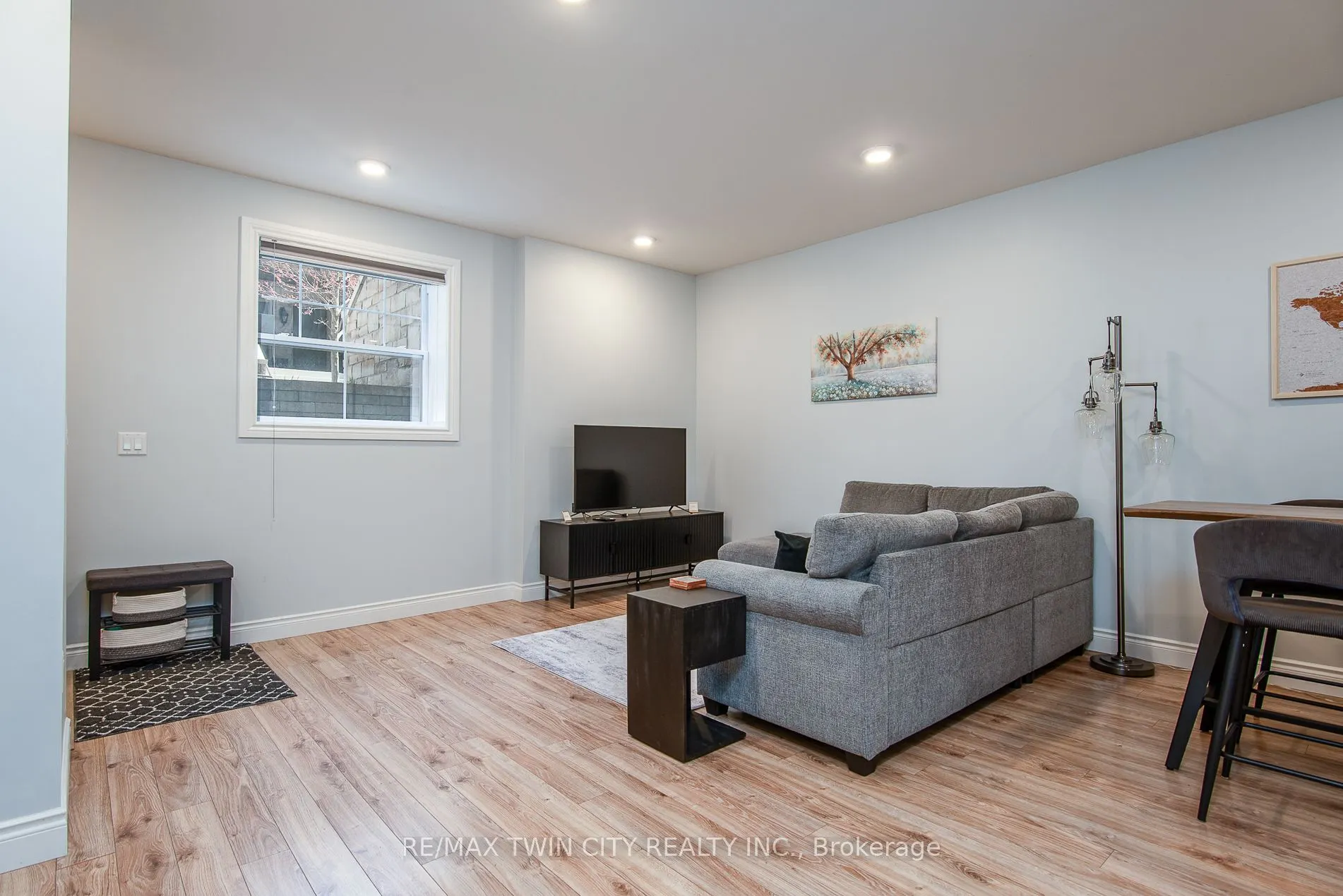 112 Union Street E, ##B104