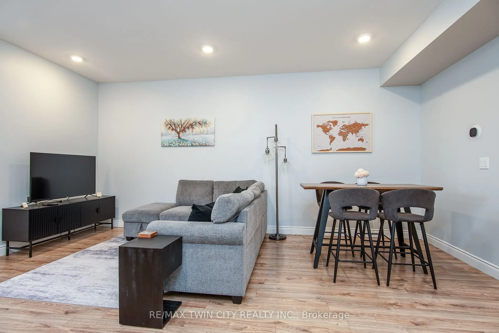 112 Union Street E, ##B104