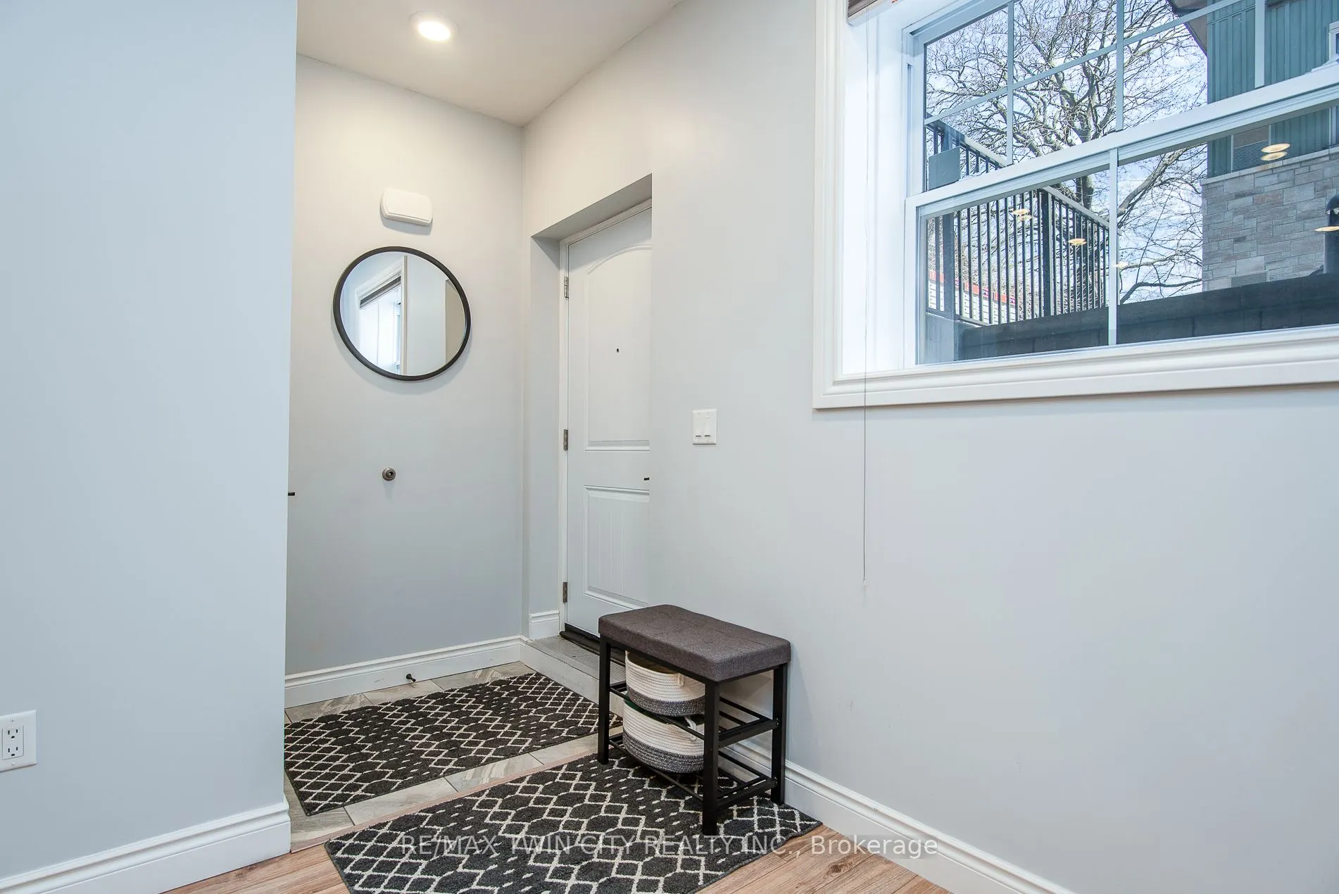 112 Union Street E, ##B104