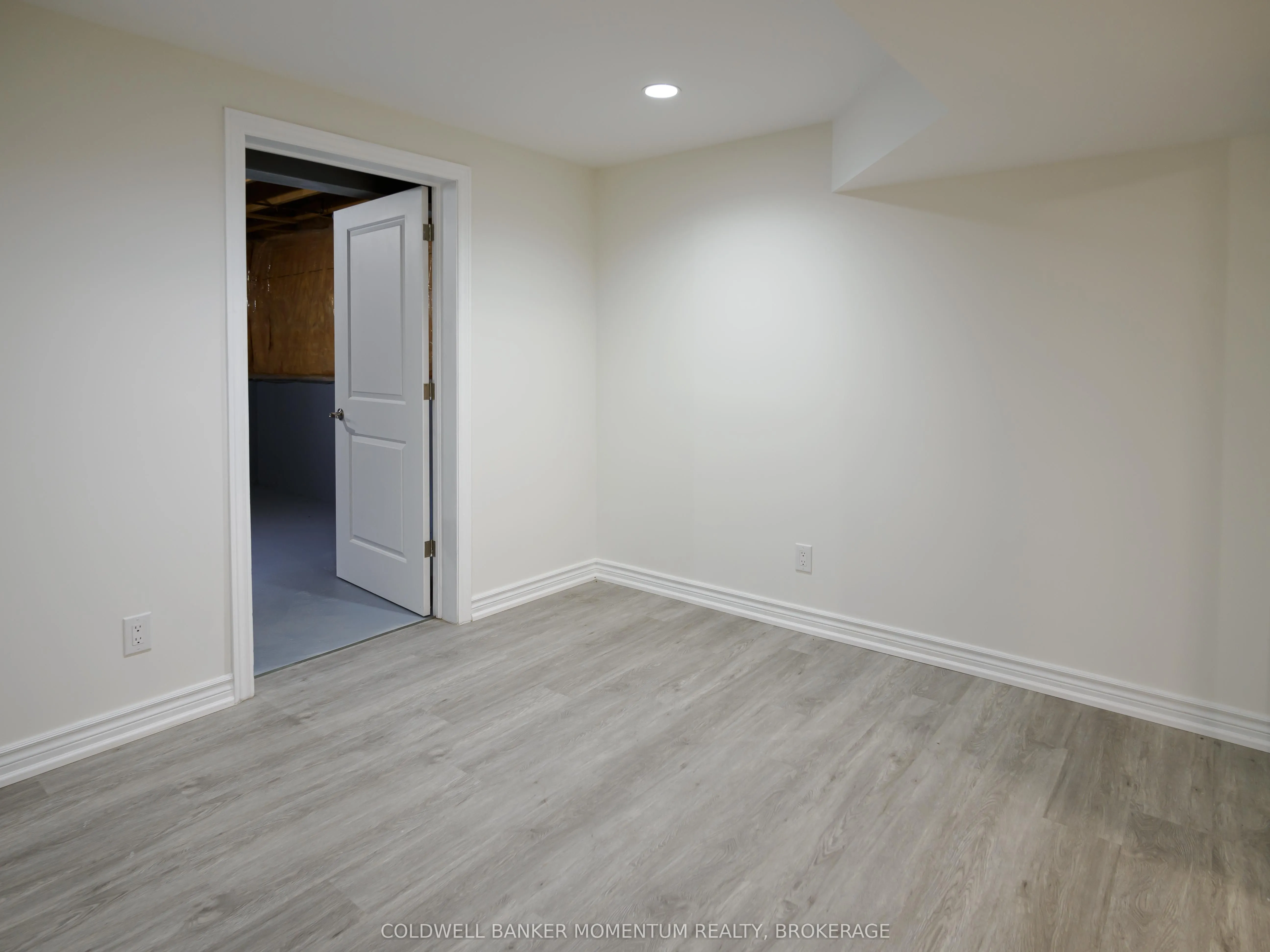 34 Mann Avenue