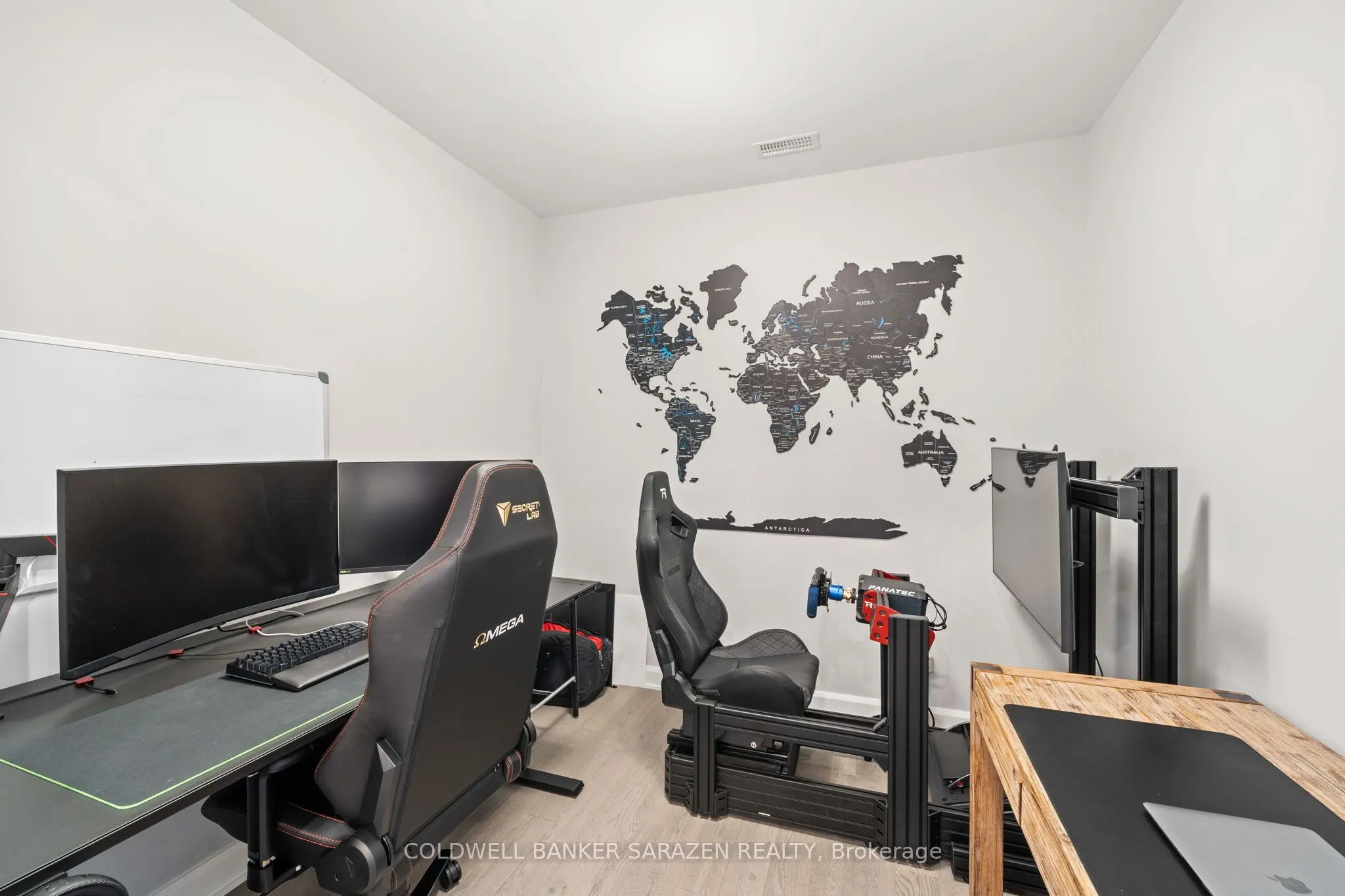 160 Boundstone Way, #104