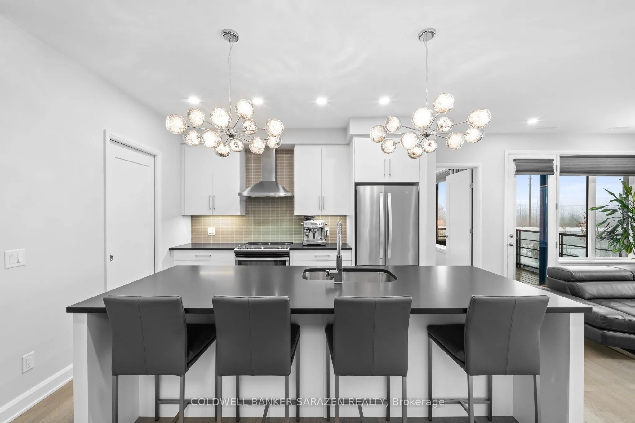 160 Boundstone Way, #104