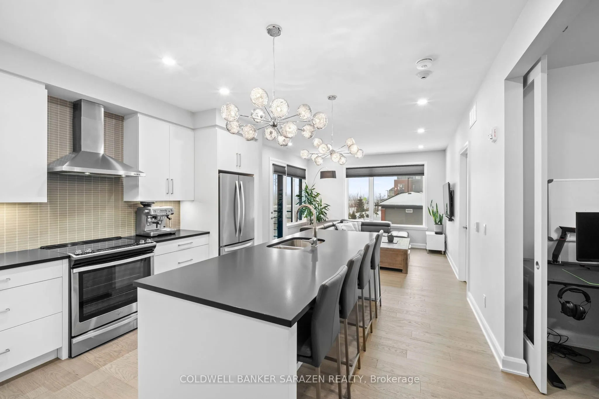 160 Boundstone Way, #104