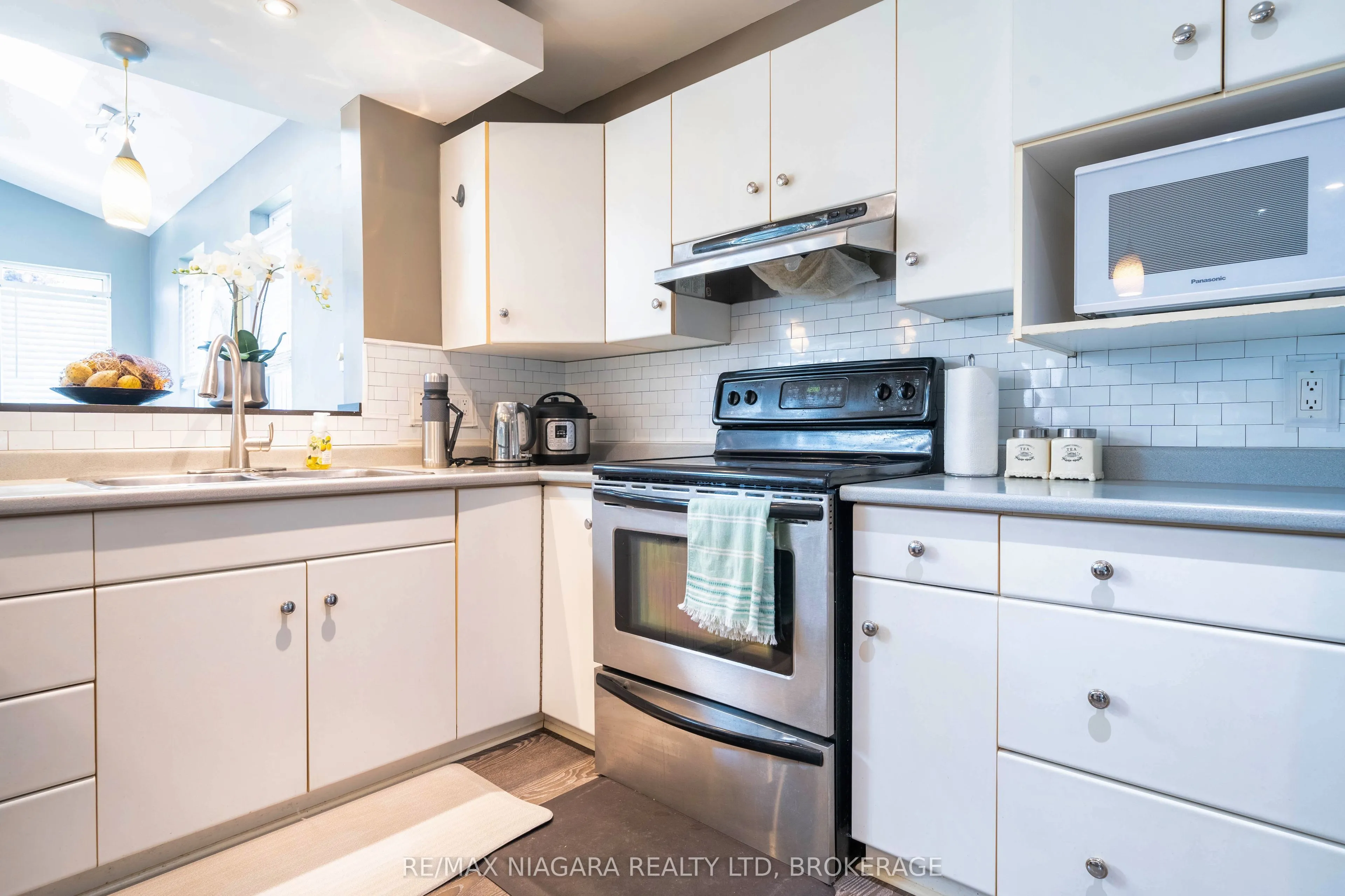 3829 Northwood Drive