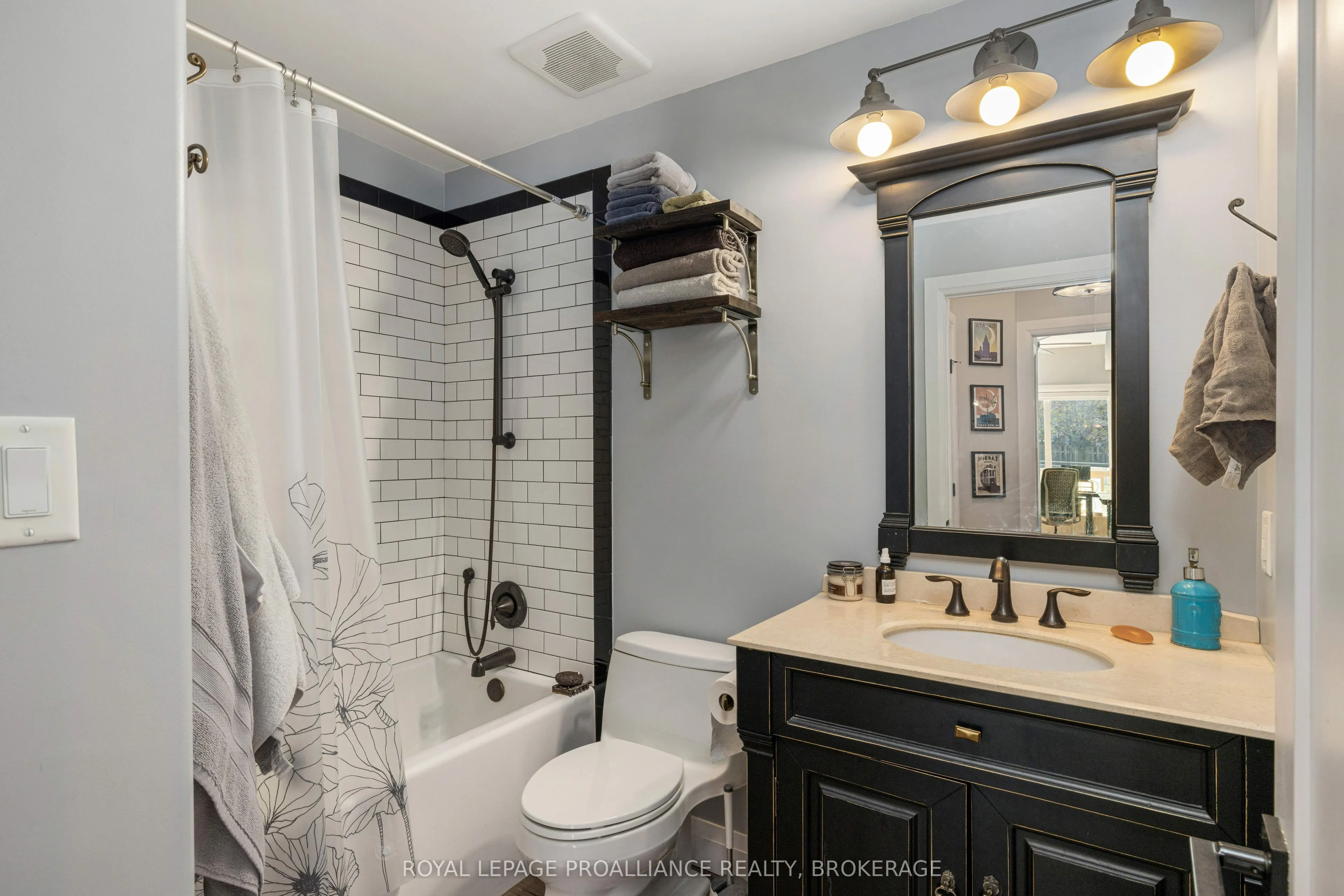 350 Wellington Street #205