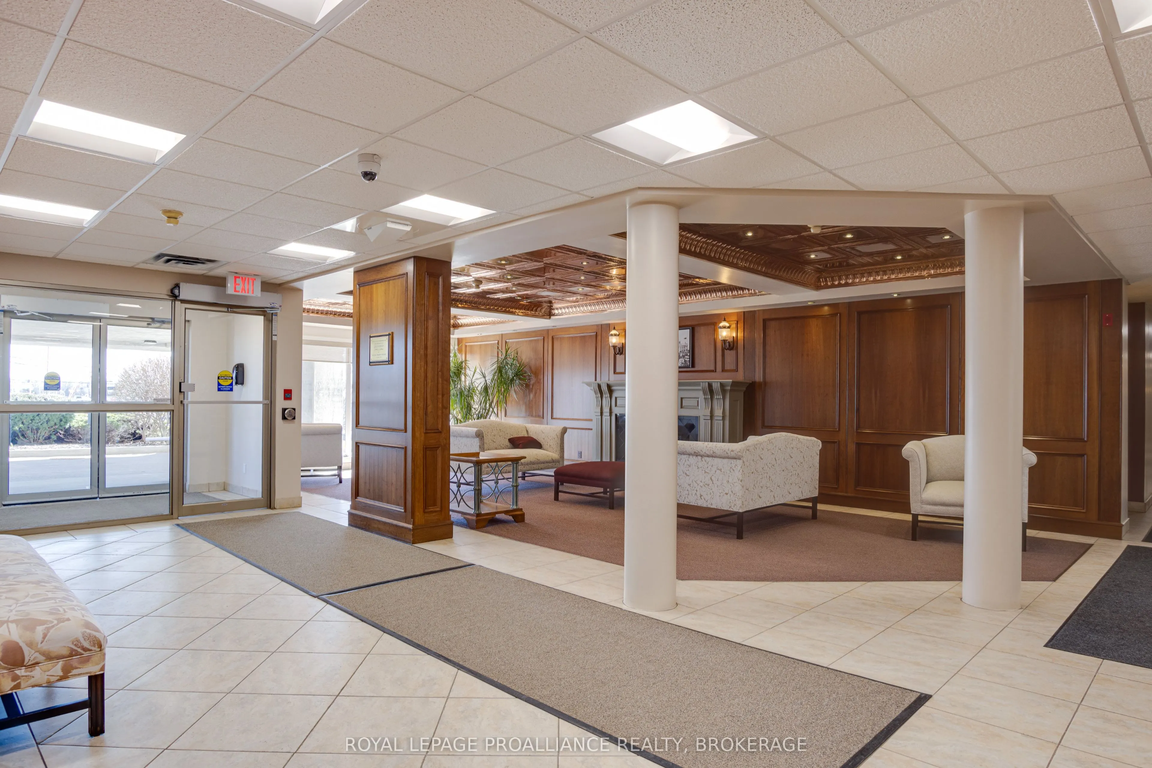 350 Wellington Street #205