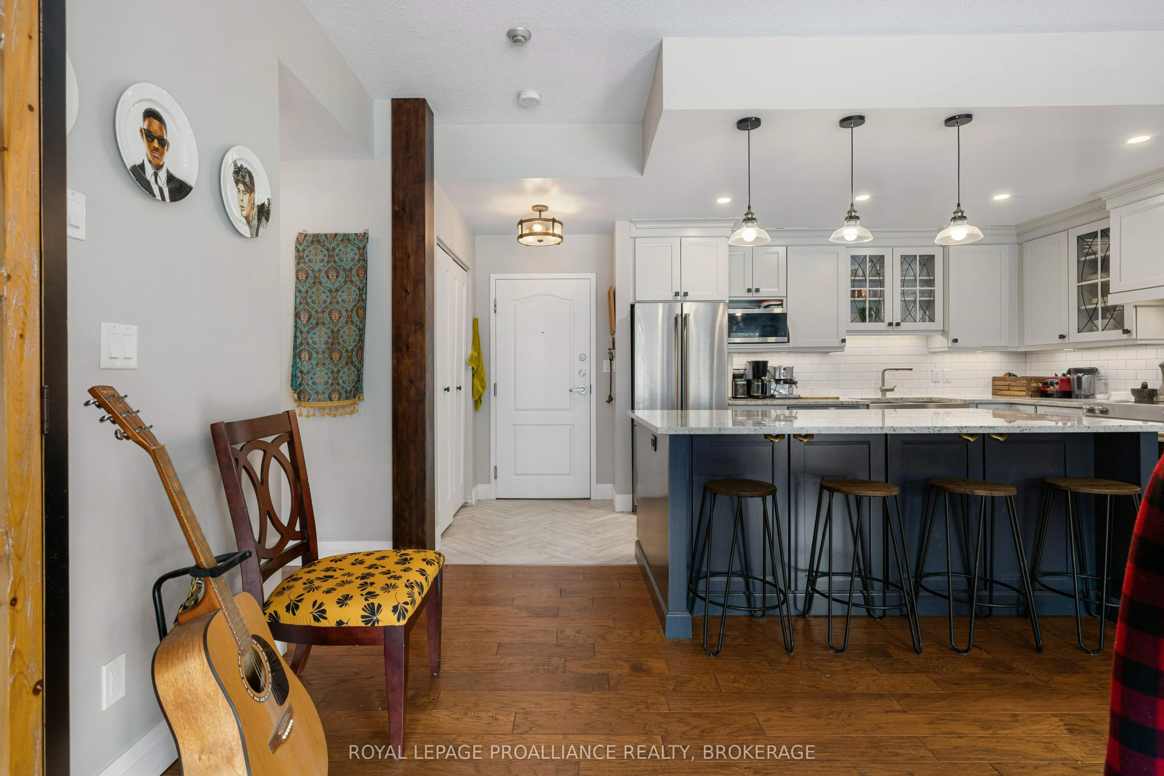 350 Wellington Street #205