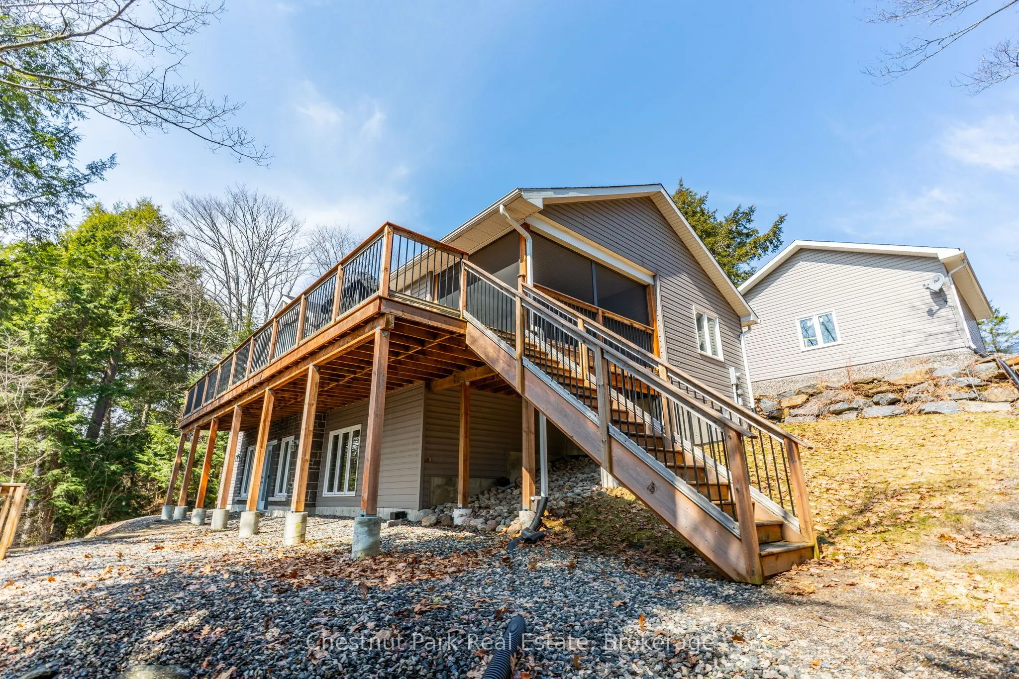 5989 Kennisis Lake Road