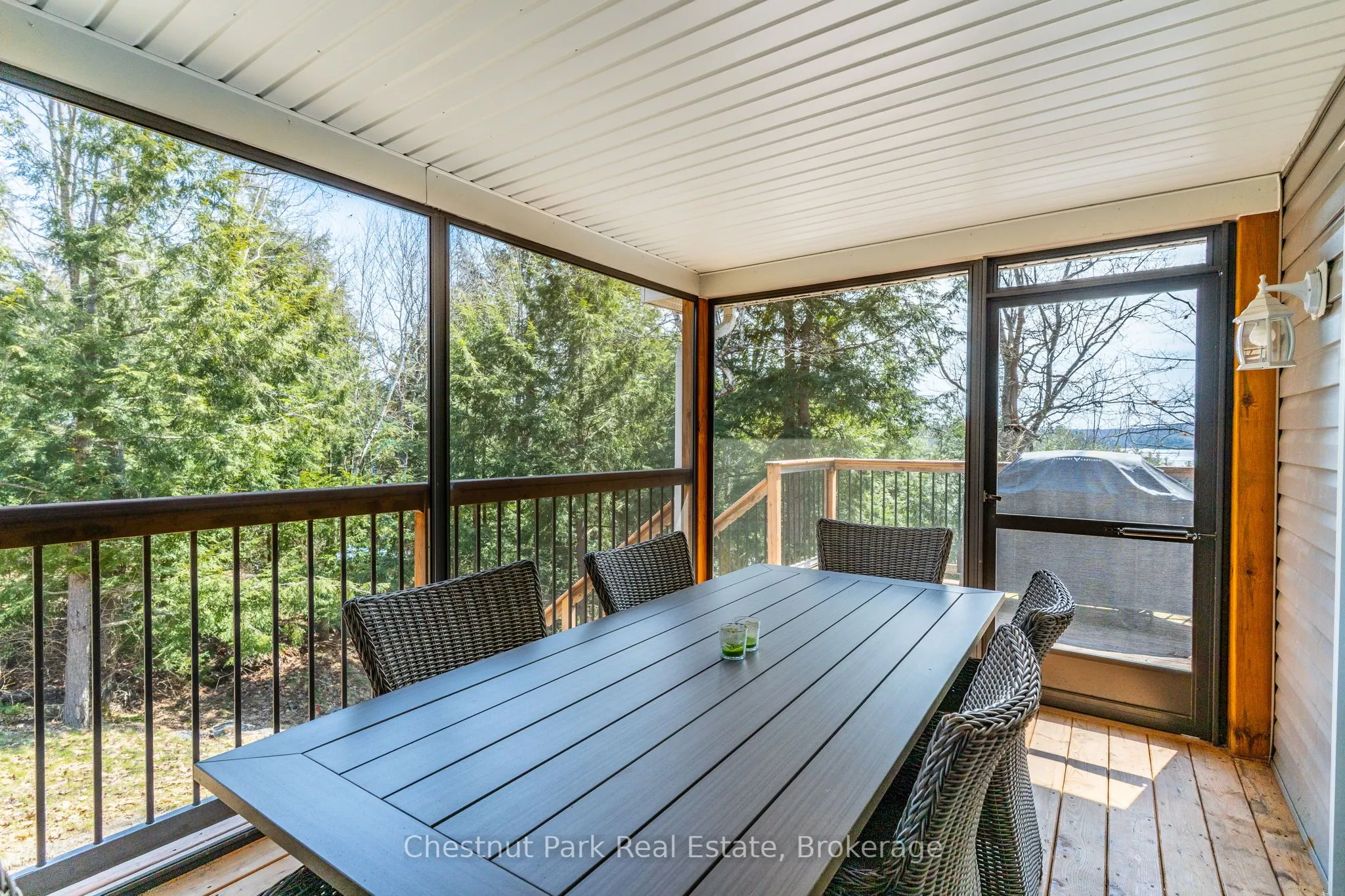 5989 Kennisis Lake Road