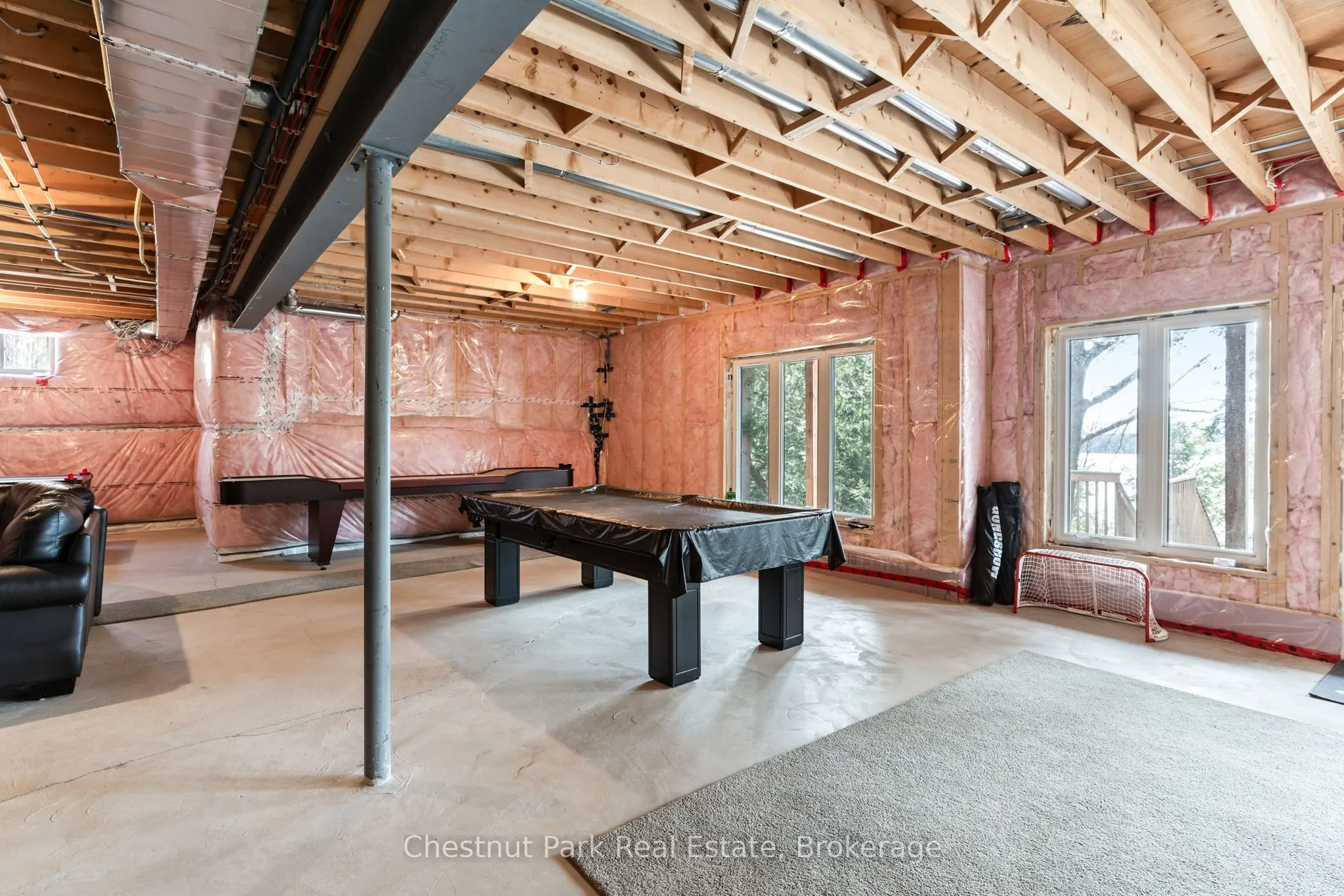 5989 Kennisis Lake Road