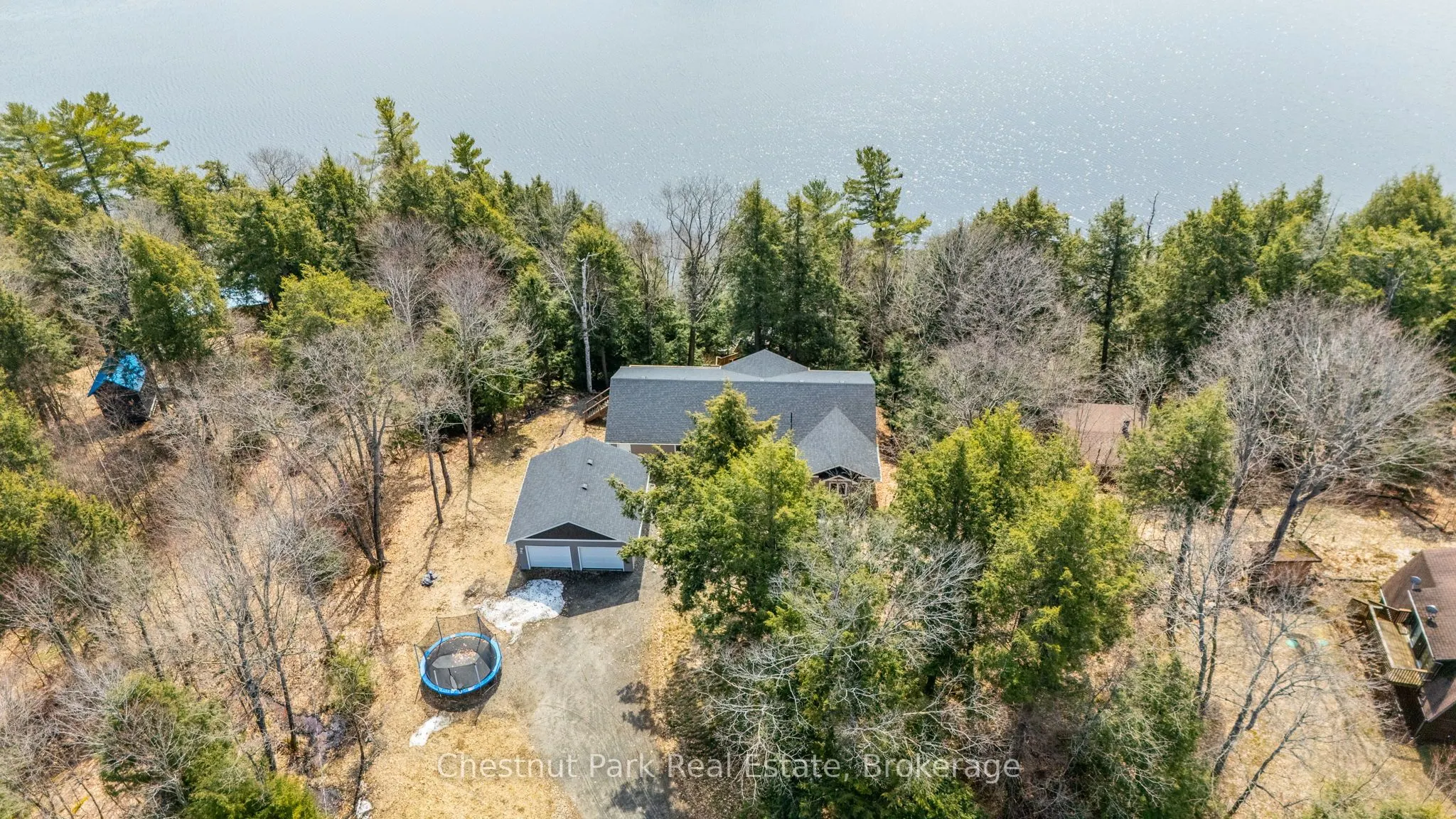 5989 Kennisis Lake Road