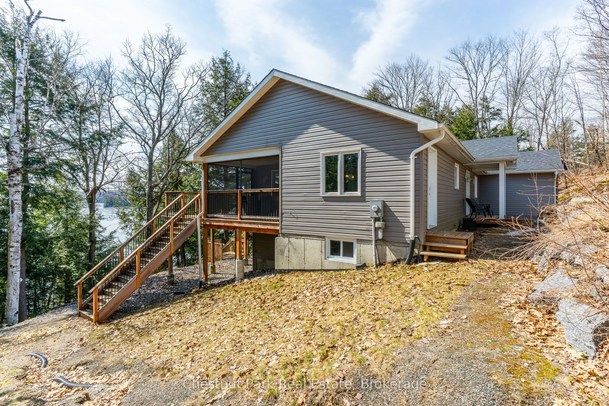 5989 Kennisis Lake Road