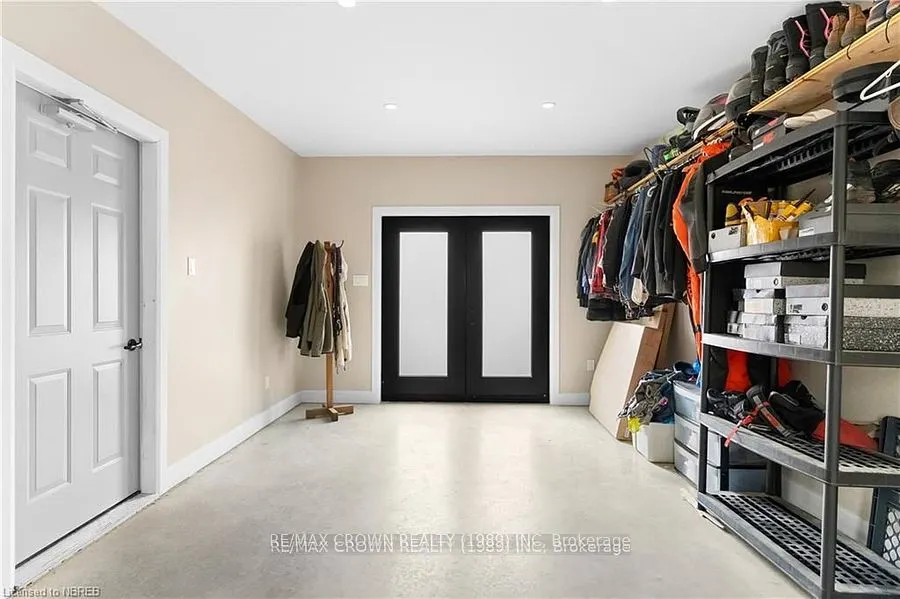 24 Sun Valley Way