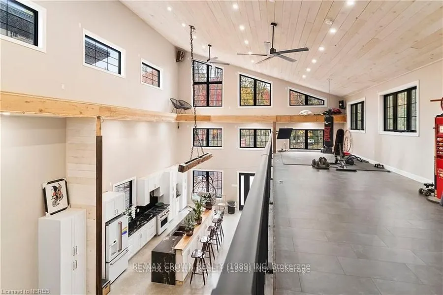 24 Sun Valley Way