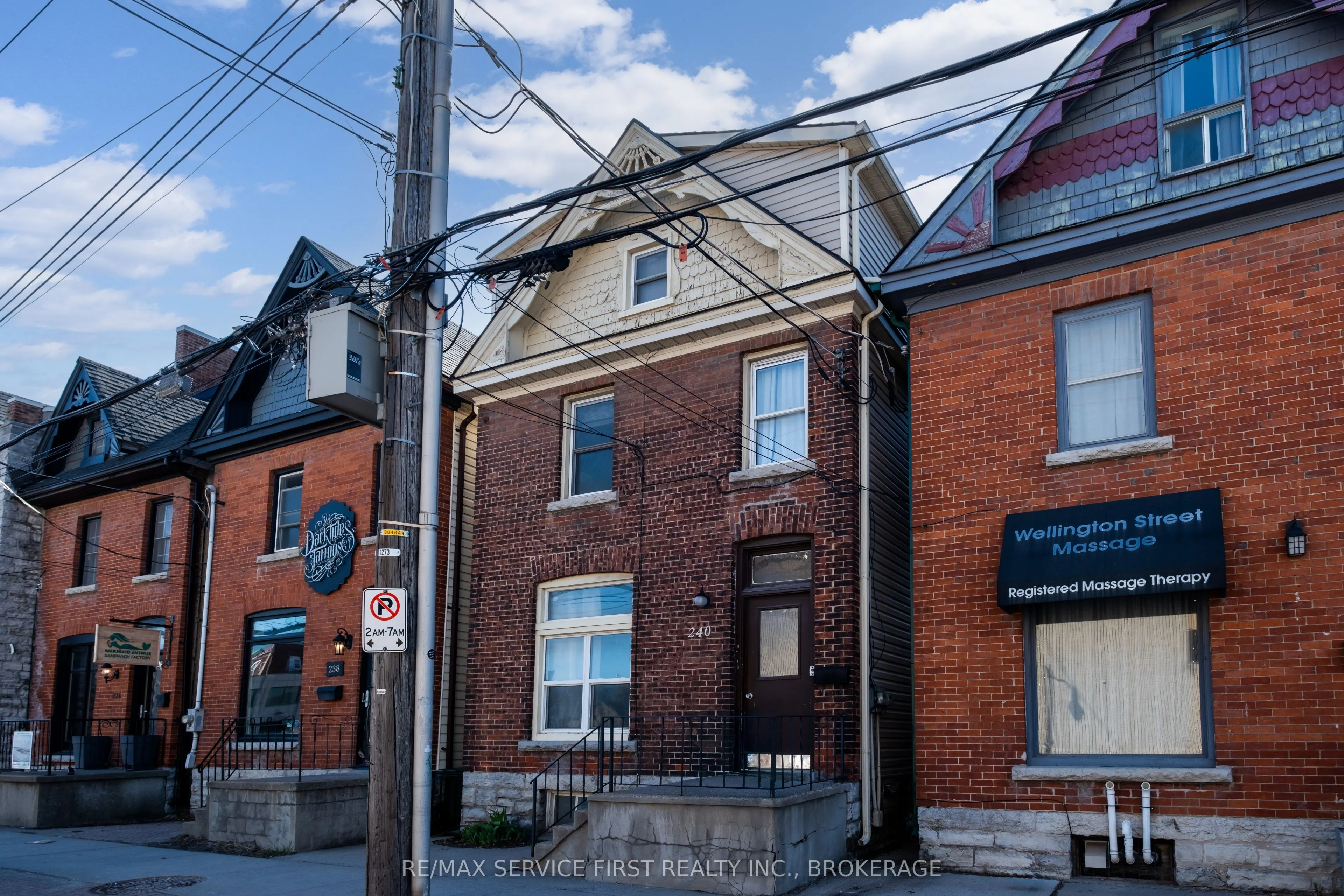 240 Wellington Street