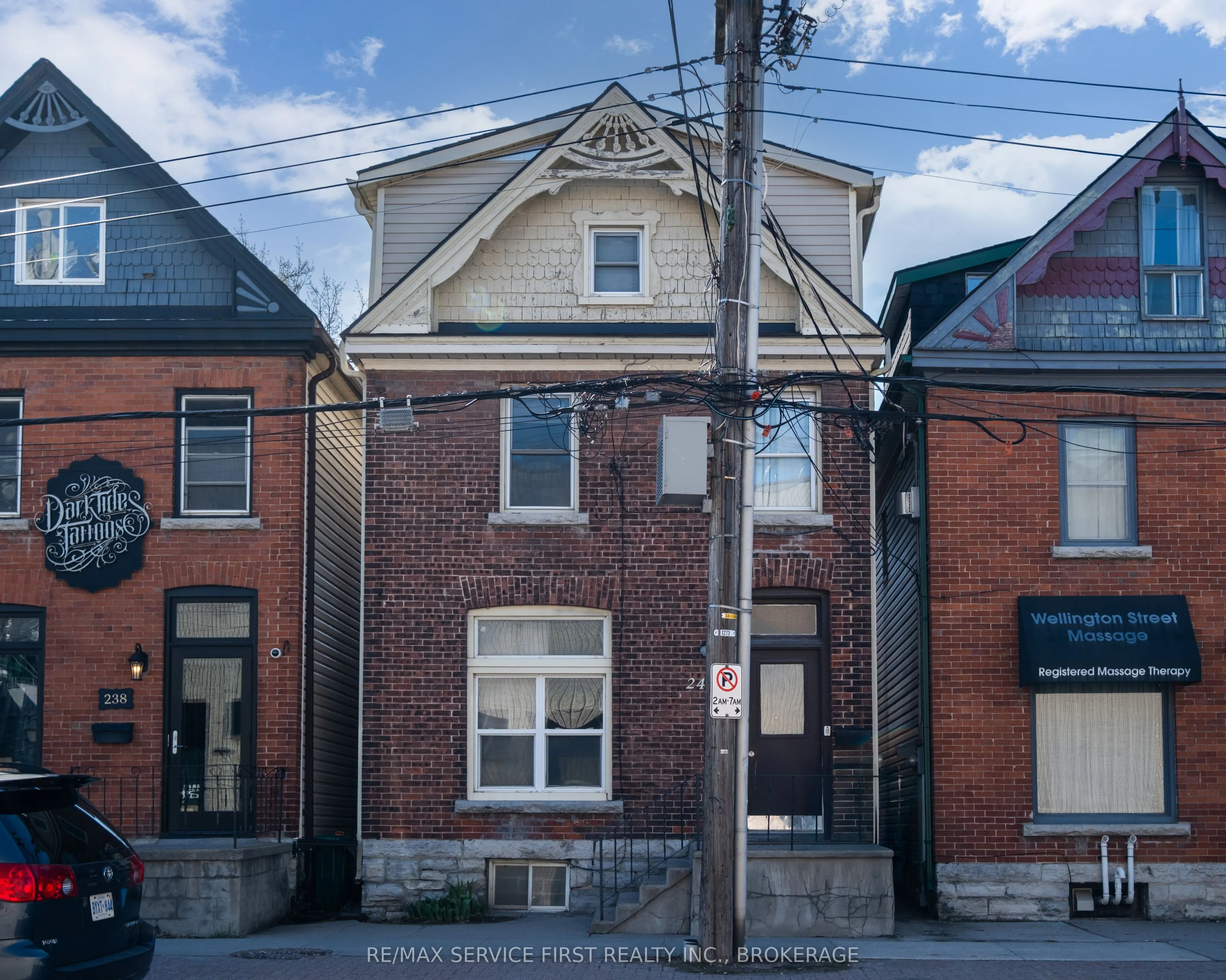 240 Wellington Street