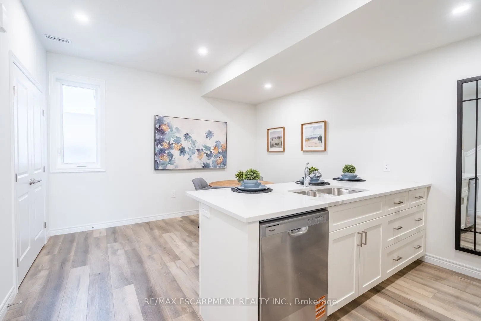 2620 BINBROOK Road, #206