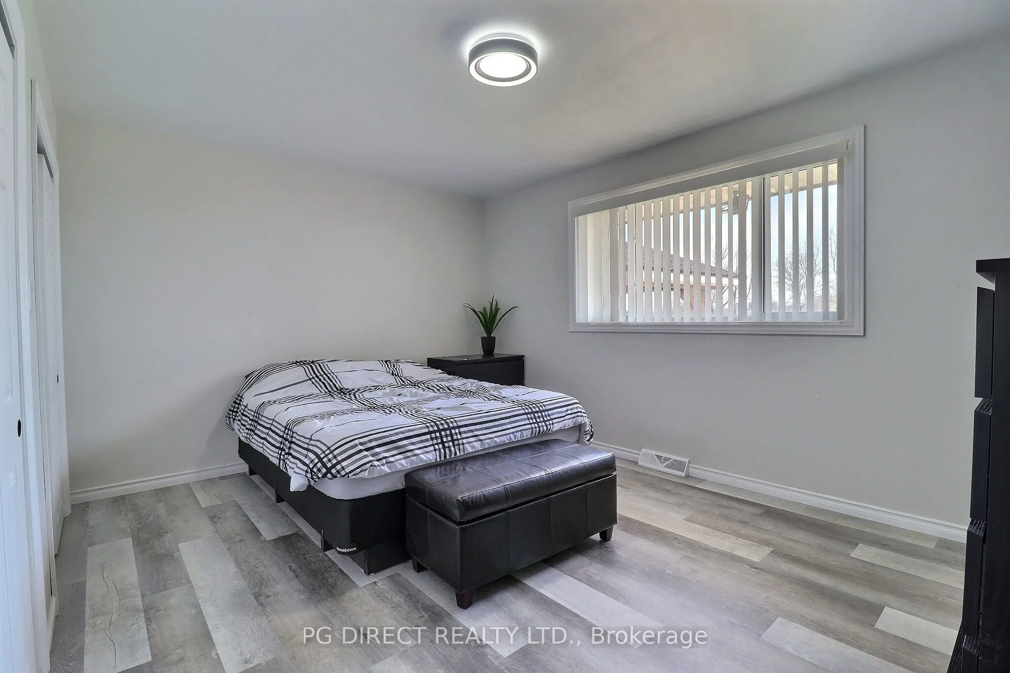 124626 Simcoe Street