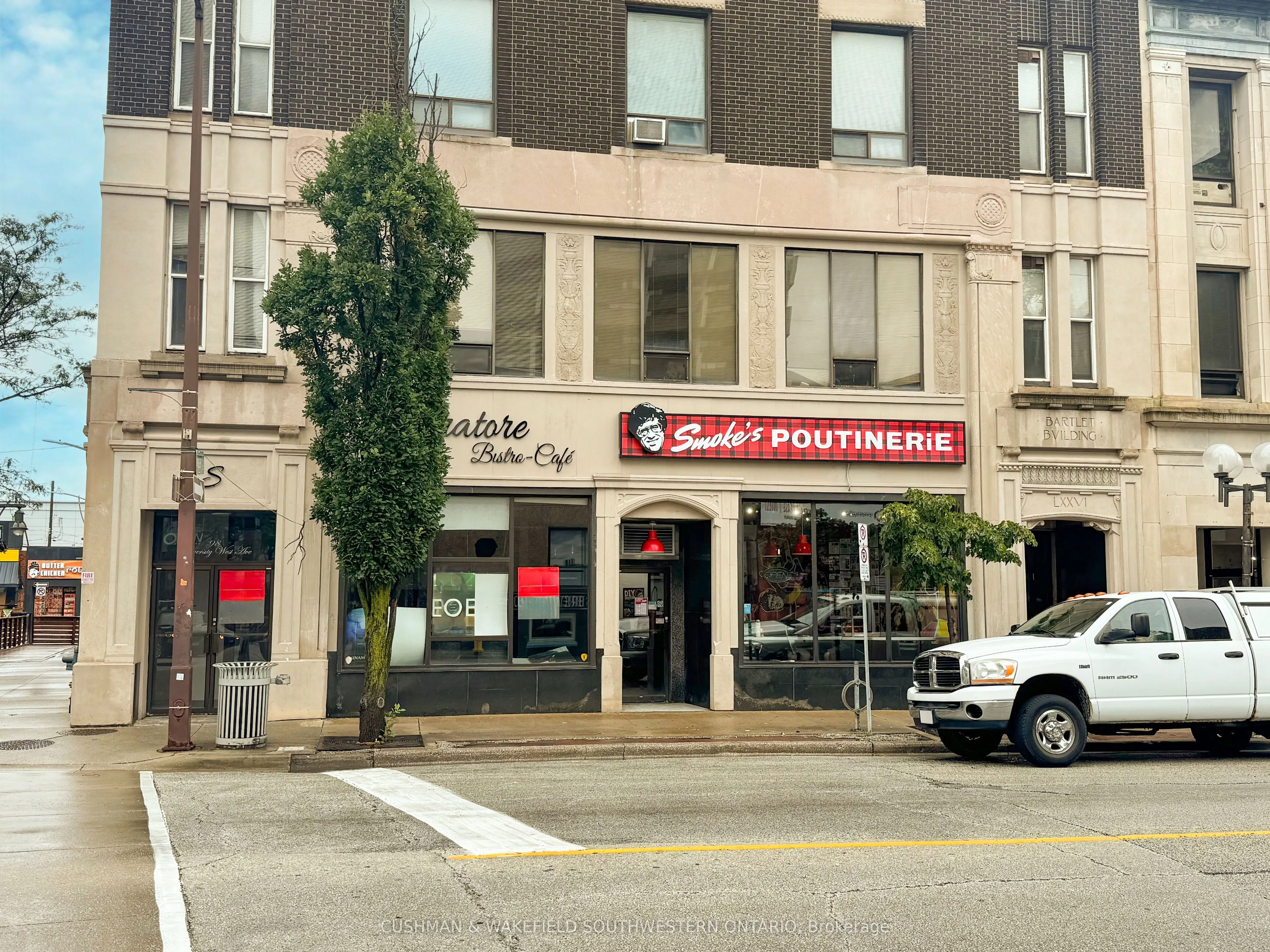 98 University Avenue W