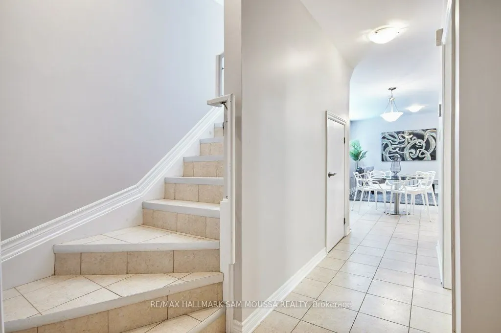 1176 South Russell Road