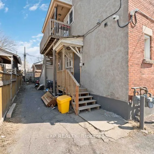 381-383 Montreal Road