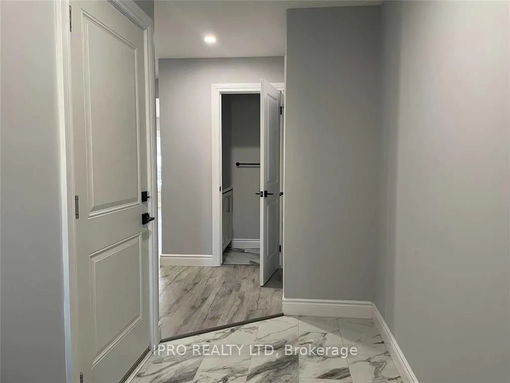 61 Vienna Road #1