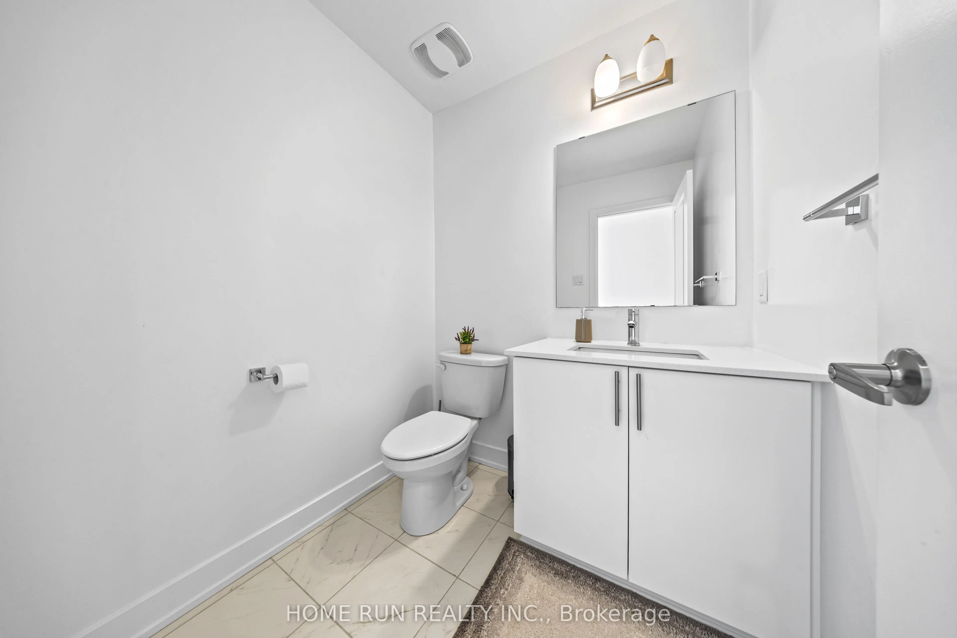 909 Beckton Heights