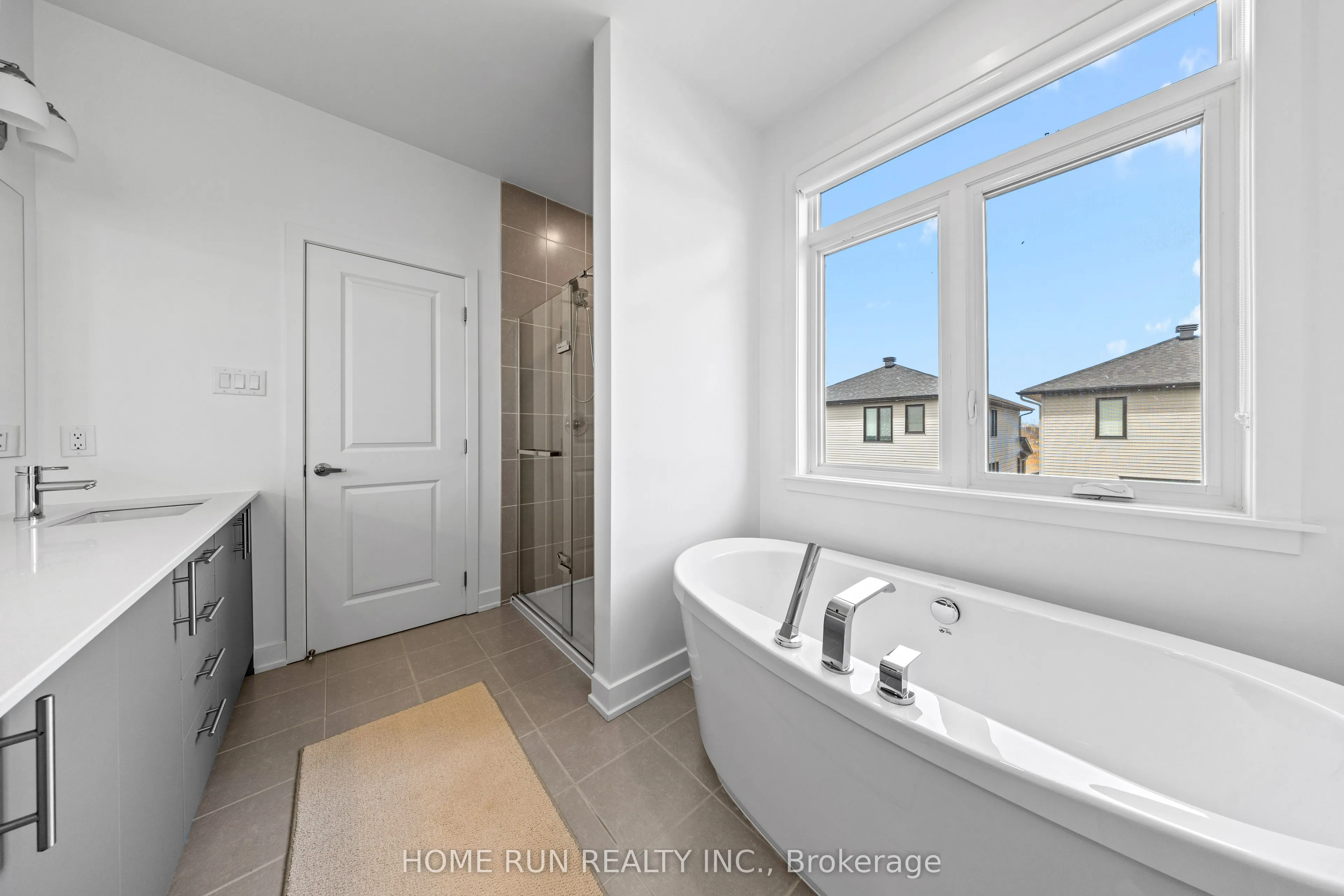 909 Beckton Heights