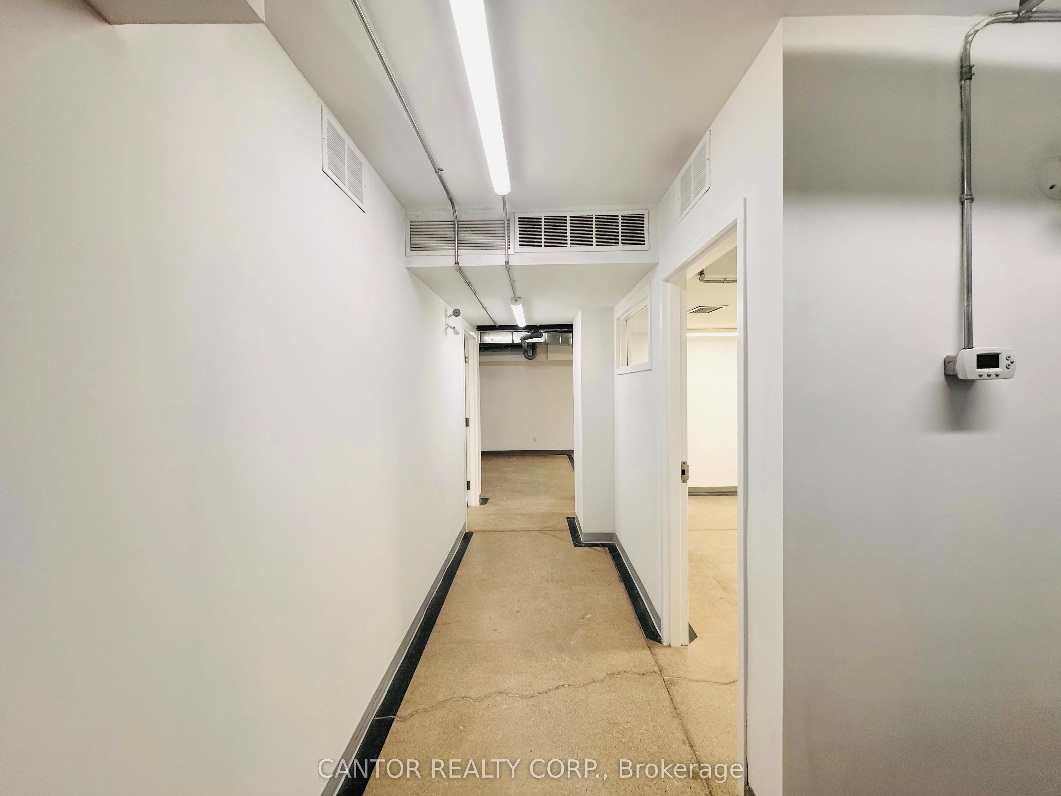 397 Richmond Road, #B2