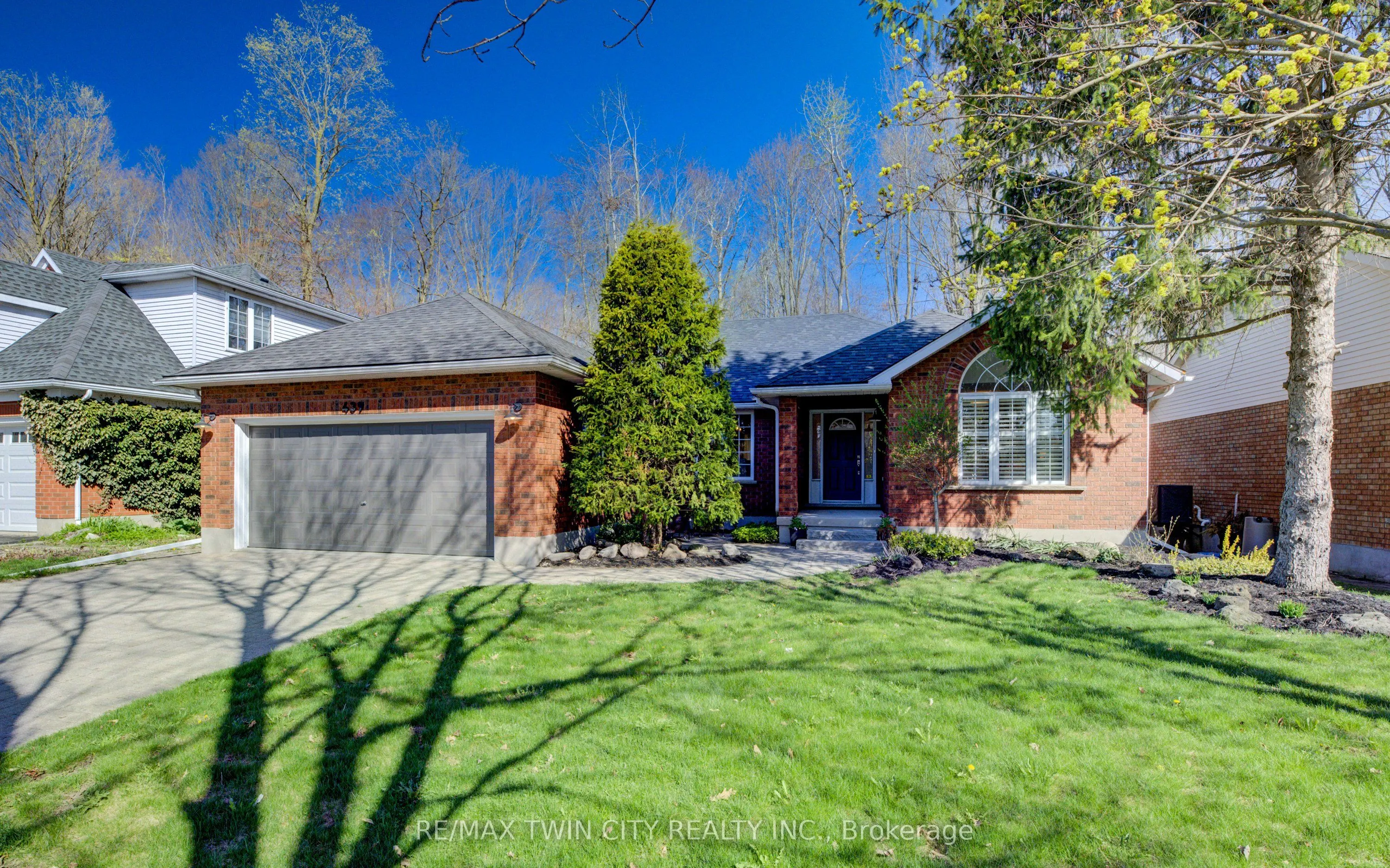 439 Northlake Drive