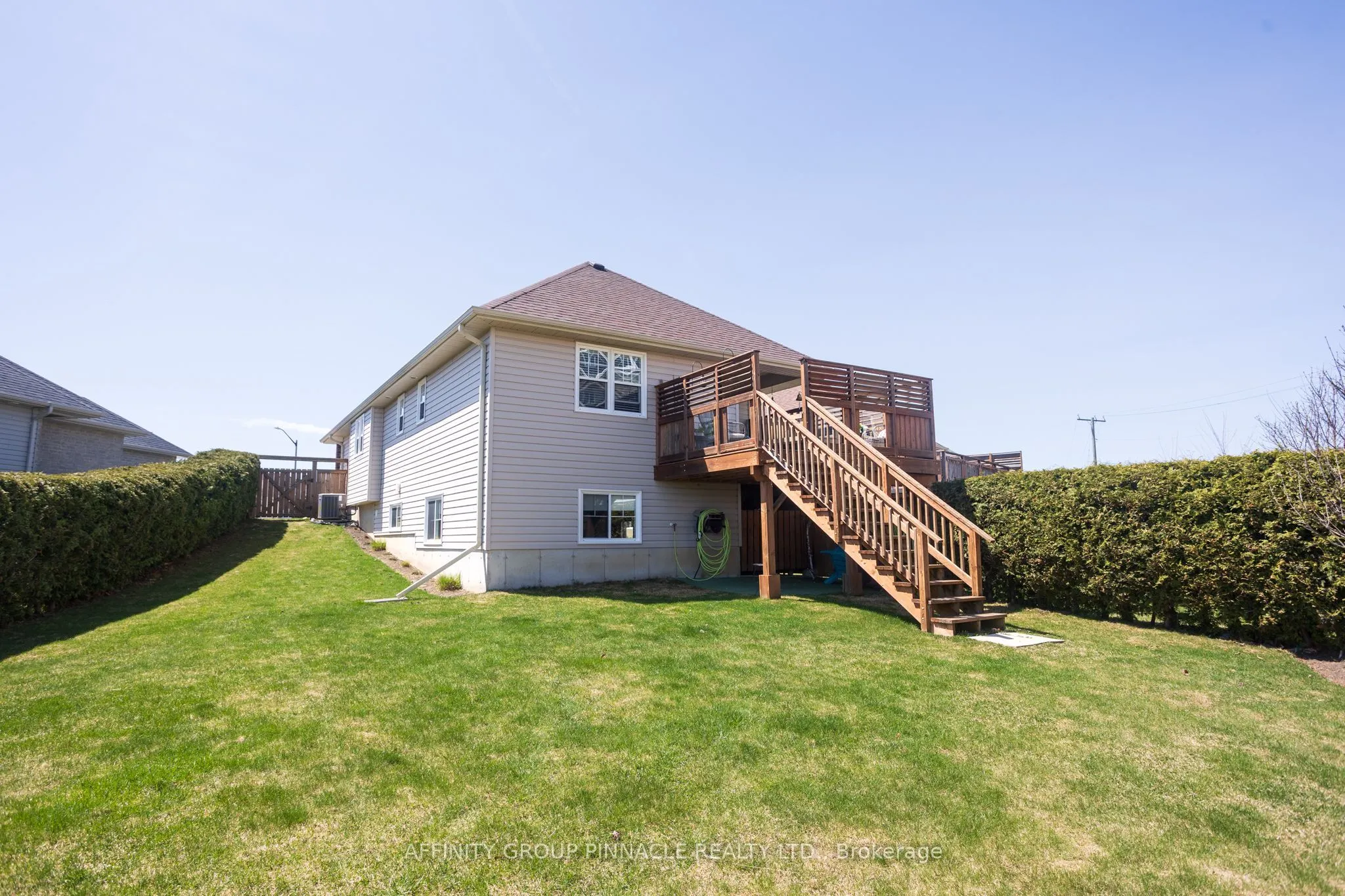 30 Lisbeth Crescent