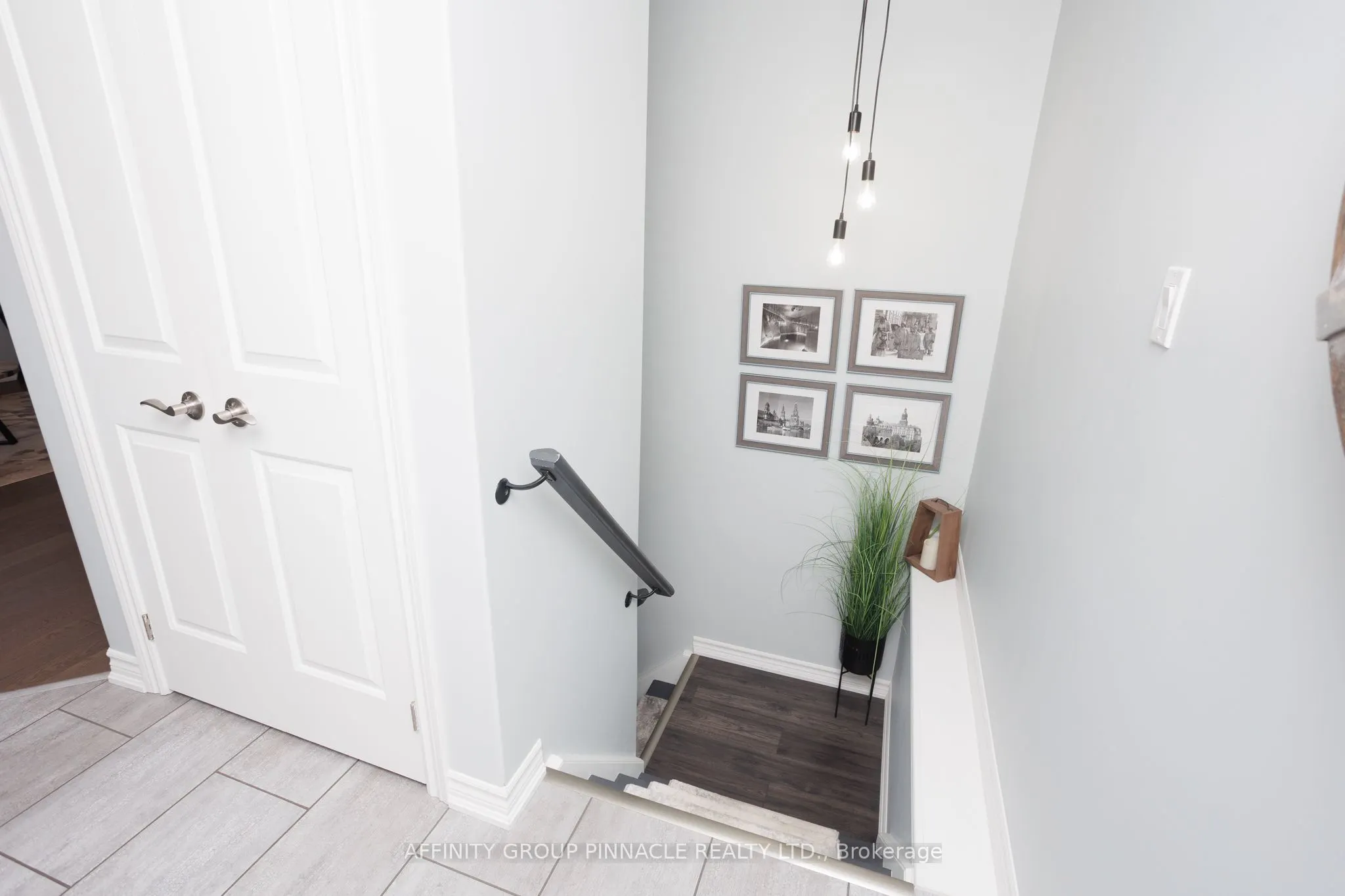 30 Lisbeth Crescent