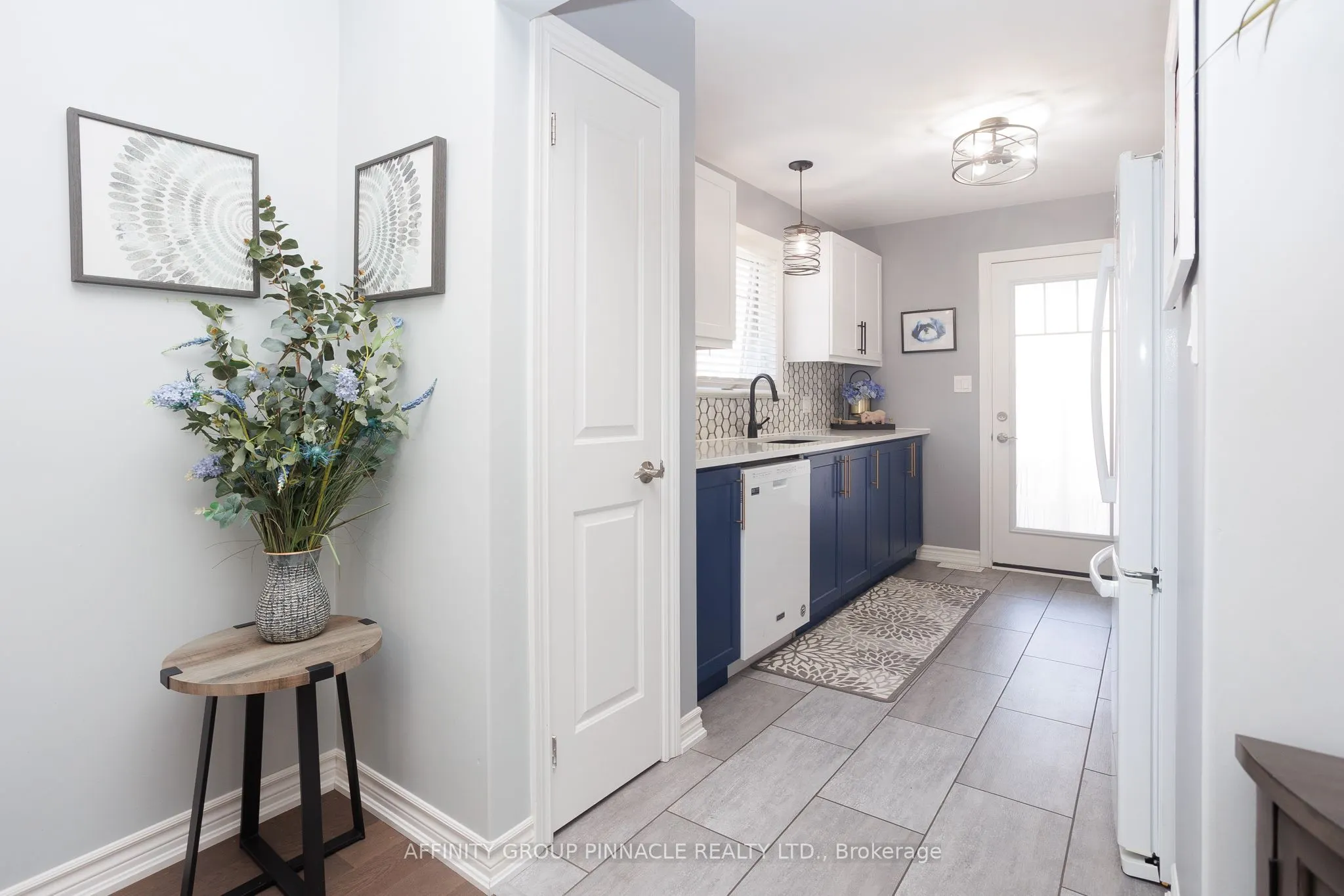 30 Lisbeth Crescent