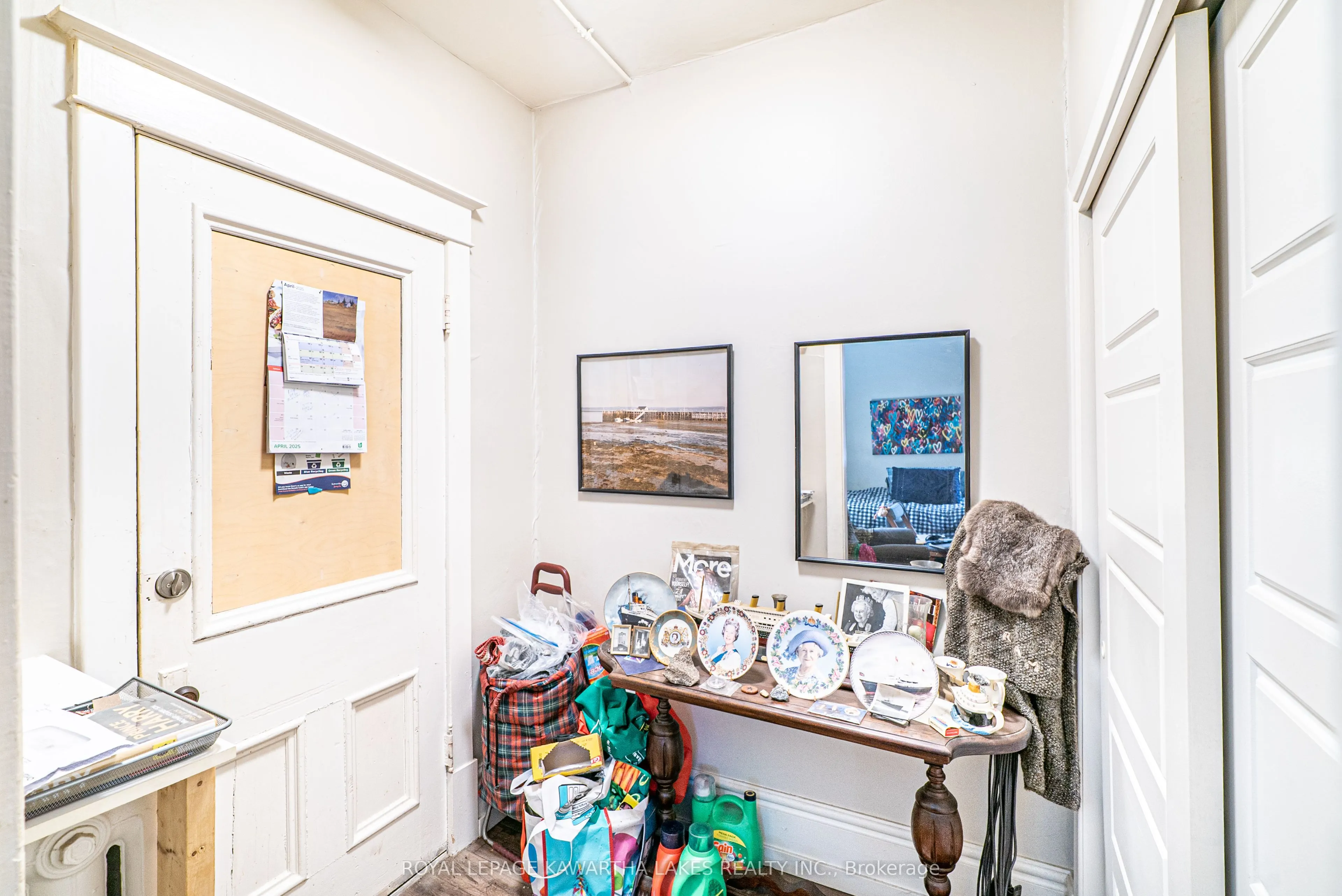 6 Glenelg Street W