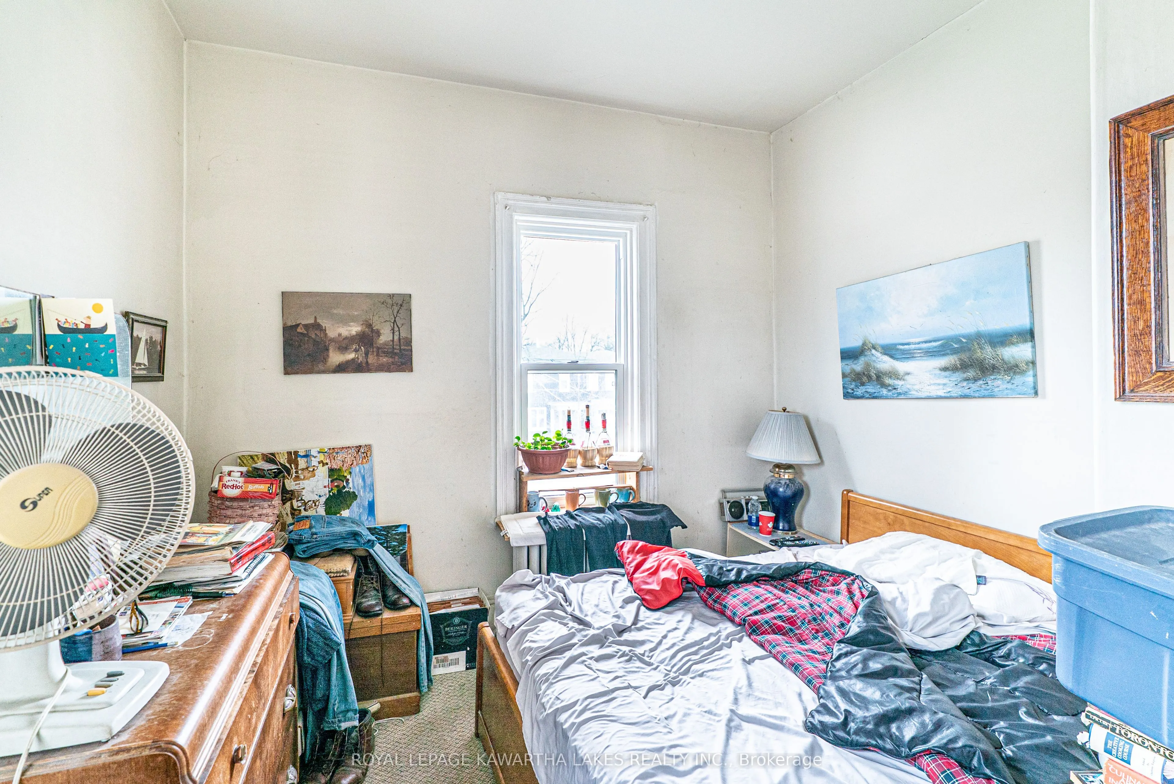 6 Glenelg Street W