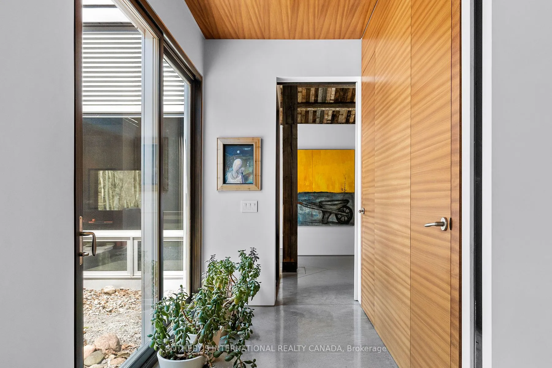 4556 Eagleson Line