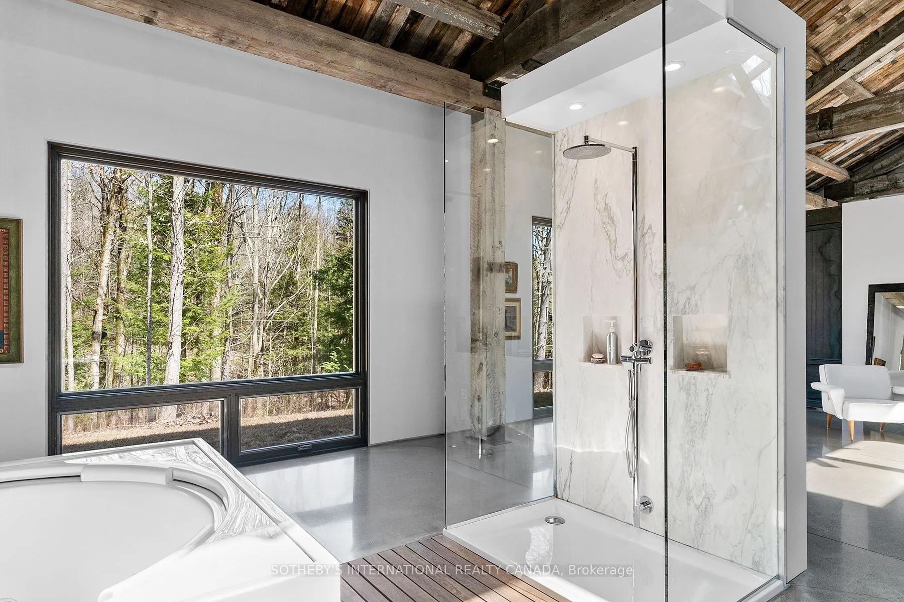 4556 Eagleson Line